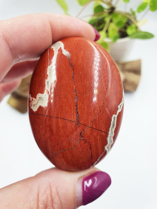 Red Jasper Palm Stone - Grounding & Strength Root Chakra Crystal - 90g