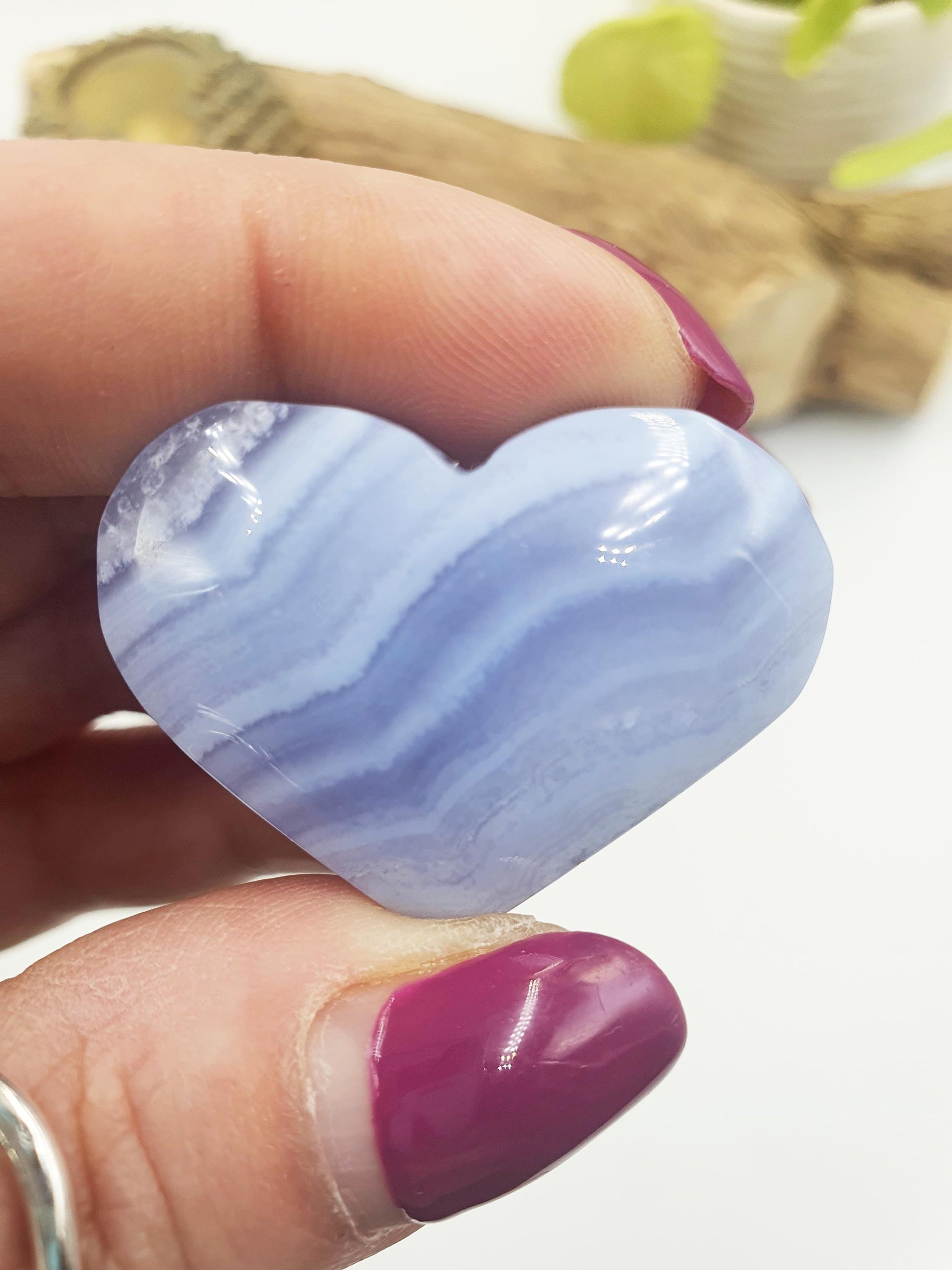 Blue Lace Agate Crystal Heart - Calming & Communication Healing Carving, 25g
