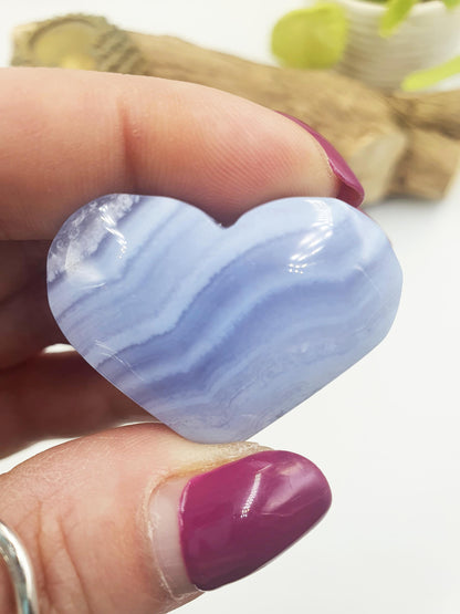 Blue Lace Agate Crystal Heart - Calming & Communication Healing Carving, 25g