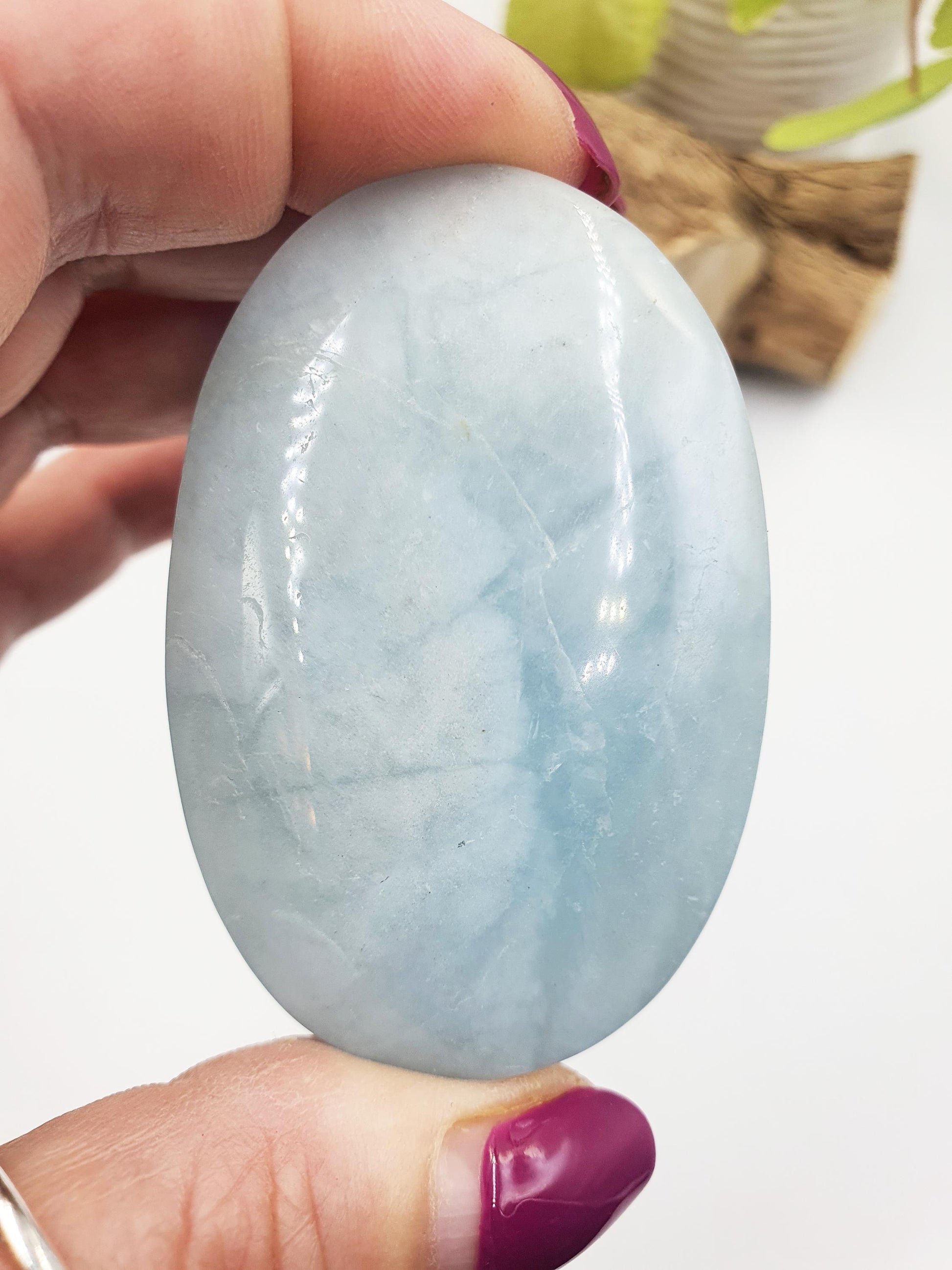 Flashy Aquamarine Palm Stone - Calming & Stress Relief Throat Chakra Crystal - 25g