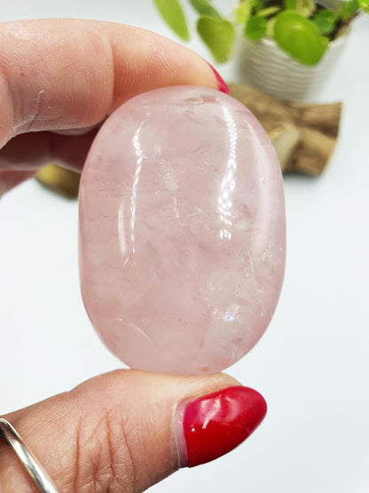 Rose Quartz Palm Stone with rainbows - Love & Compassion Healing Crystal - 60g