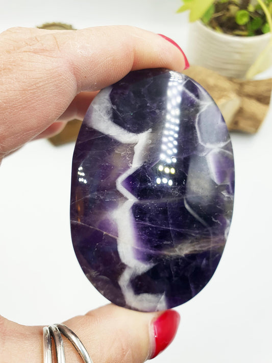 Large Dream Amethyst Palm Stone - Intuition & Spiritual Protection Crystal - 135g