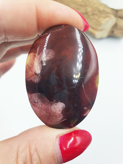 Small Mookaite Jasper Palm Stone - Grounding and Vitality Healing Crystal, 35g