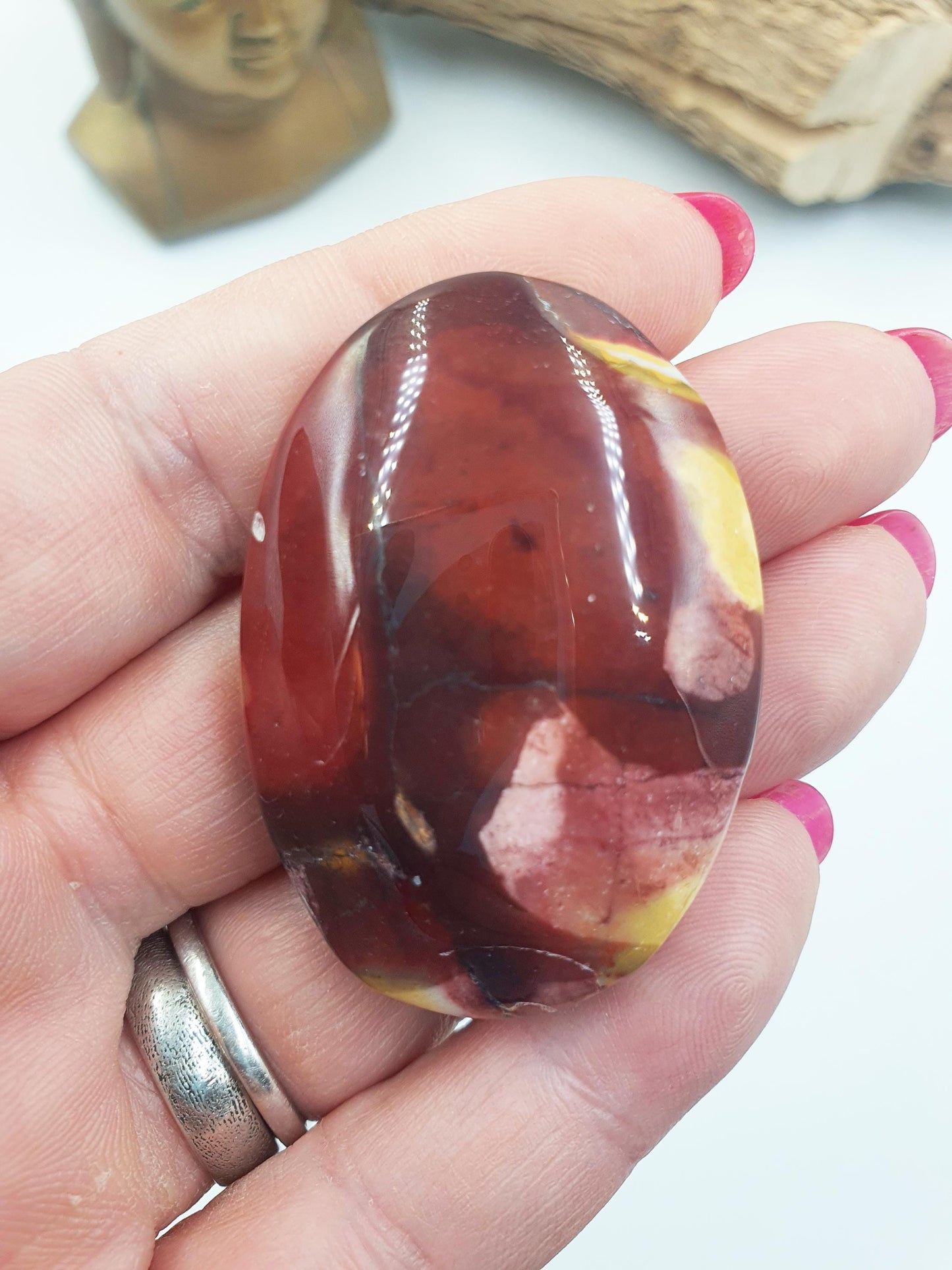 Small Mookaite Jasper Palm Stone - Grounding and Vitality Healing Crystal, 35g