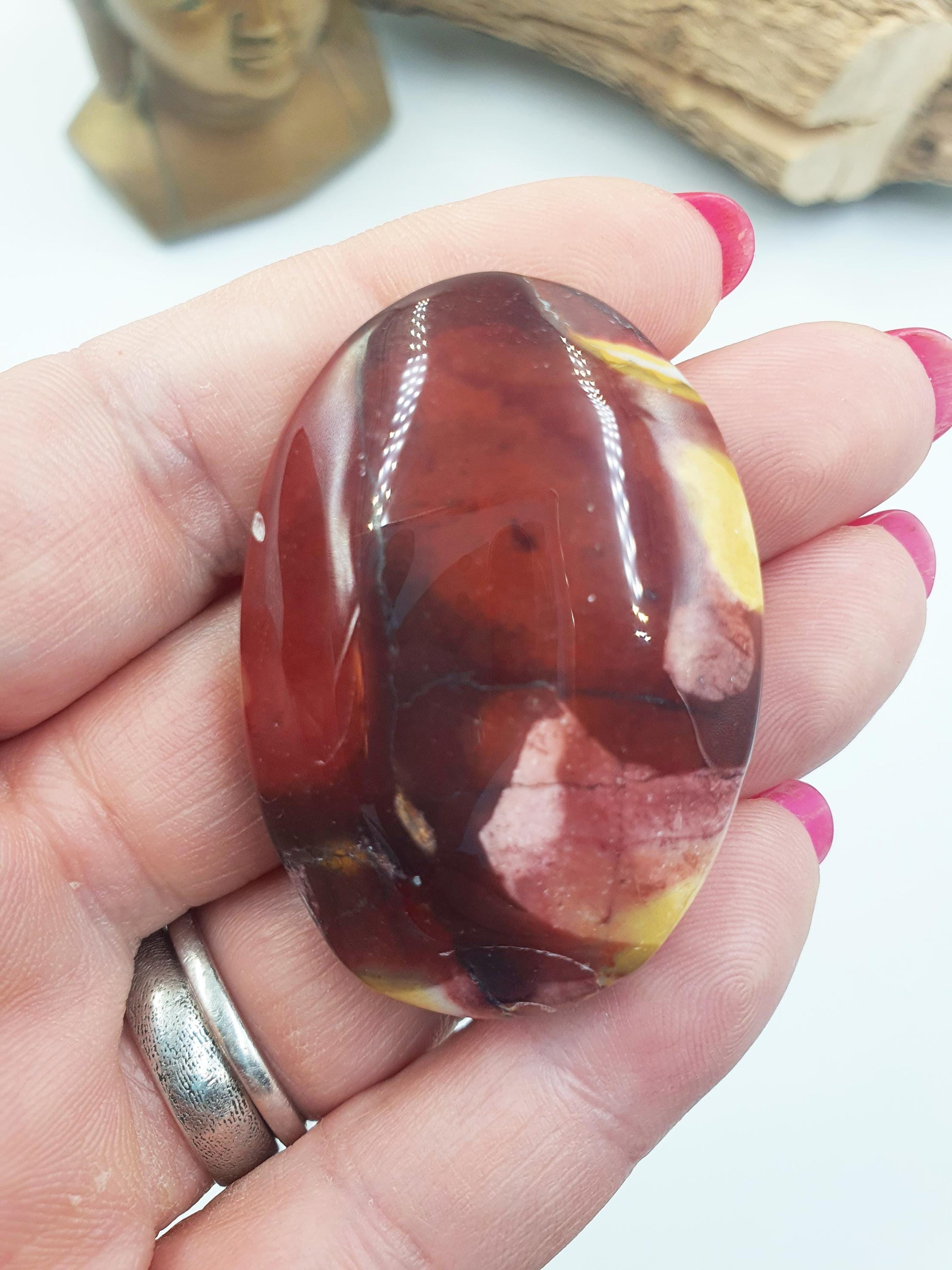 Small Mookaite Jasper Palm Stone - Grounding and Vitality Healing Crystal, 35g