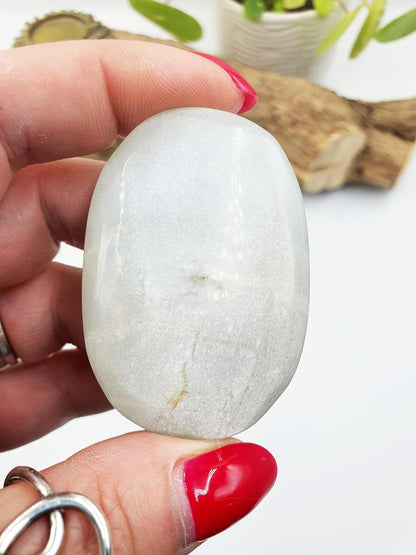 Green Moonstone Palm - Heart Chakra & Emotional Balance Healing Crystal, 50g