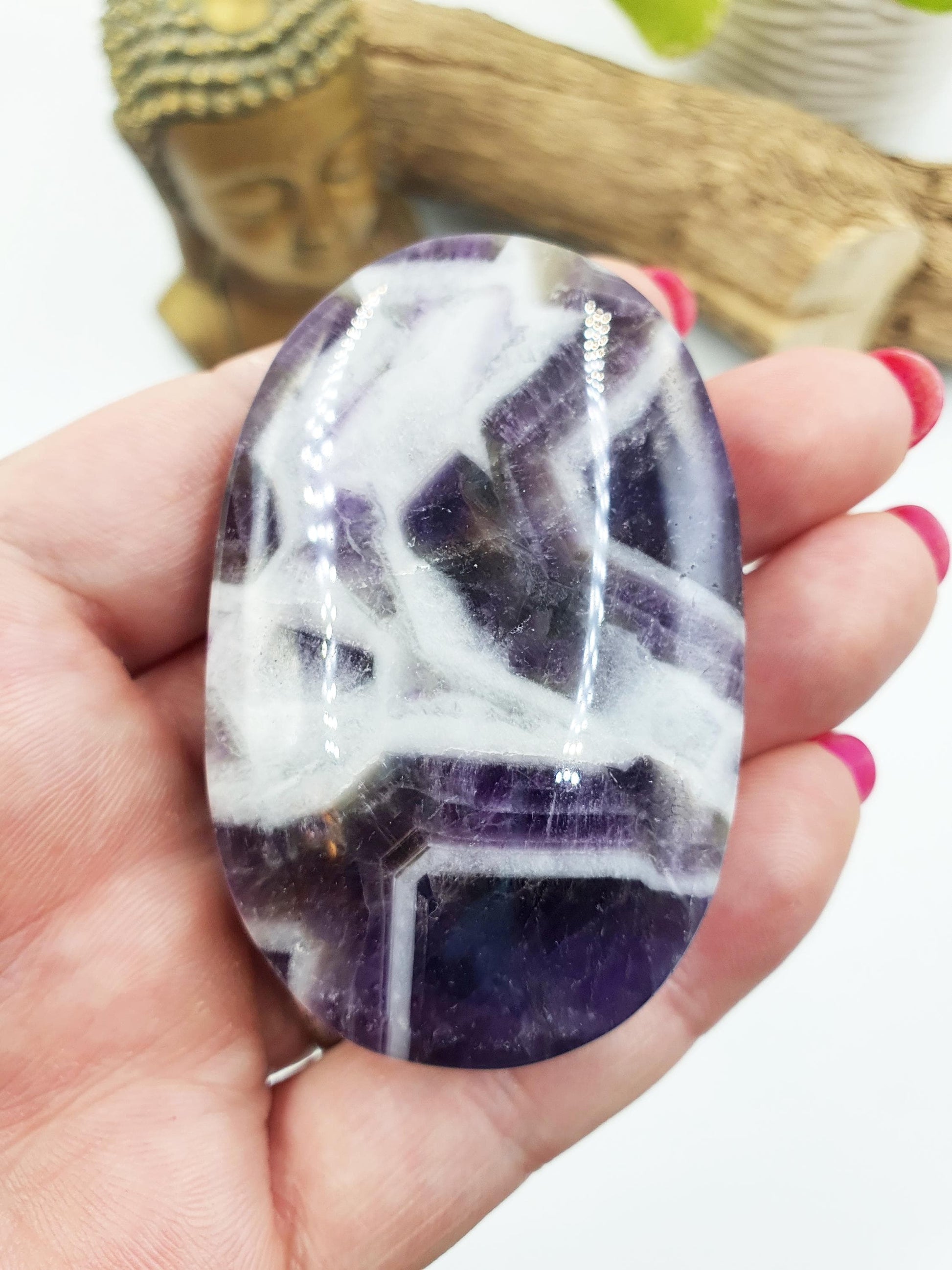 Dream Amethyst Palm Stone - Intuition & Spiritual Protection Crystal - 90g