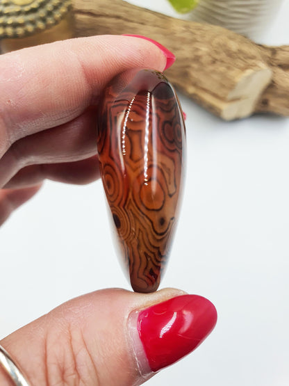 Sardonyx Palm Stone - Strength & Protection Healing, 55g