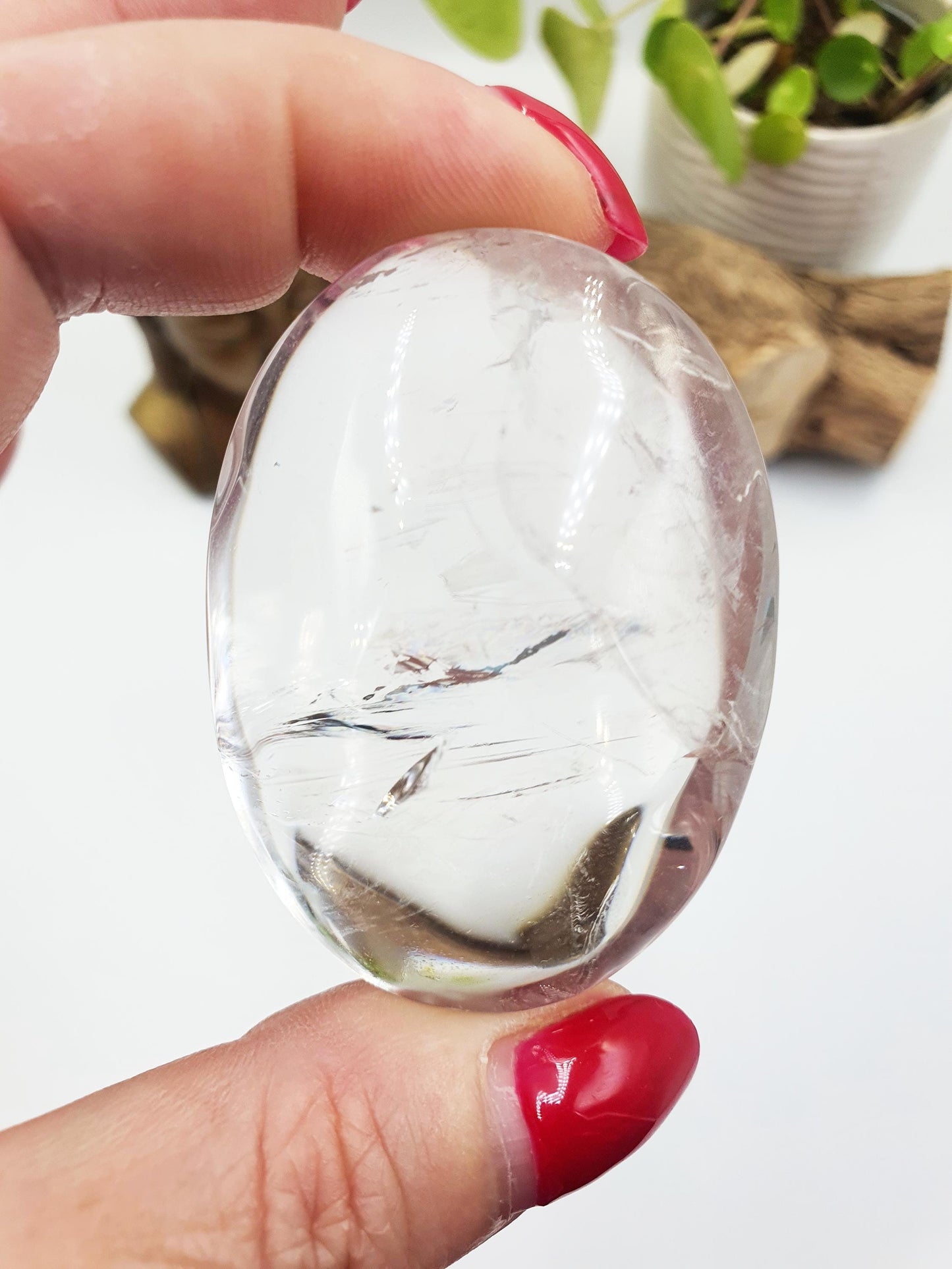 Clear Quartz Palm Stone - Energy Amplifying Healing Crystal - 80g