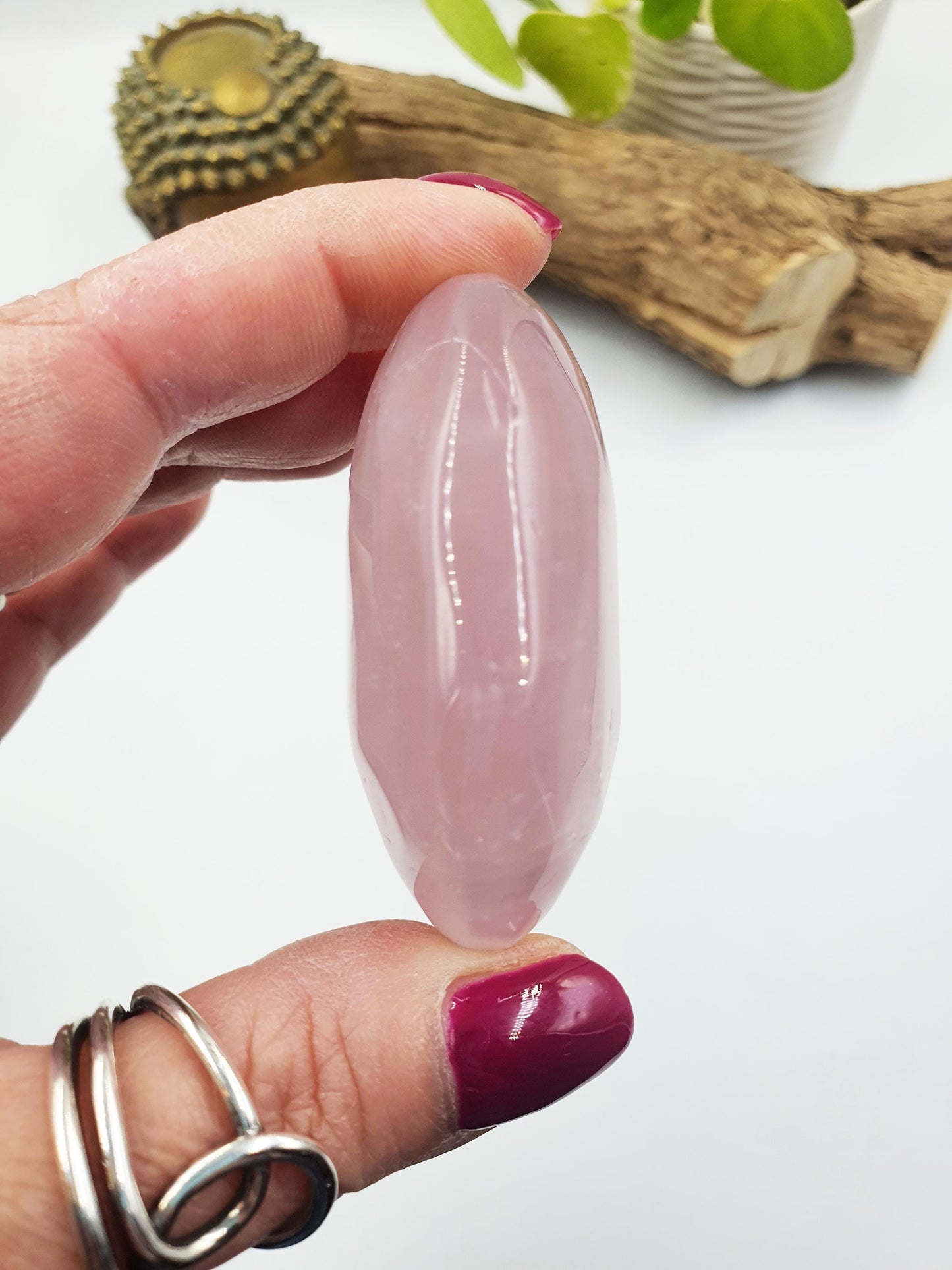 Rose Quartz Palm Stone - Love & Compassion Healing Crystal, 105g