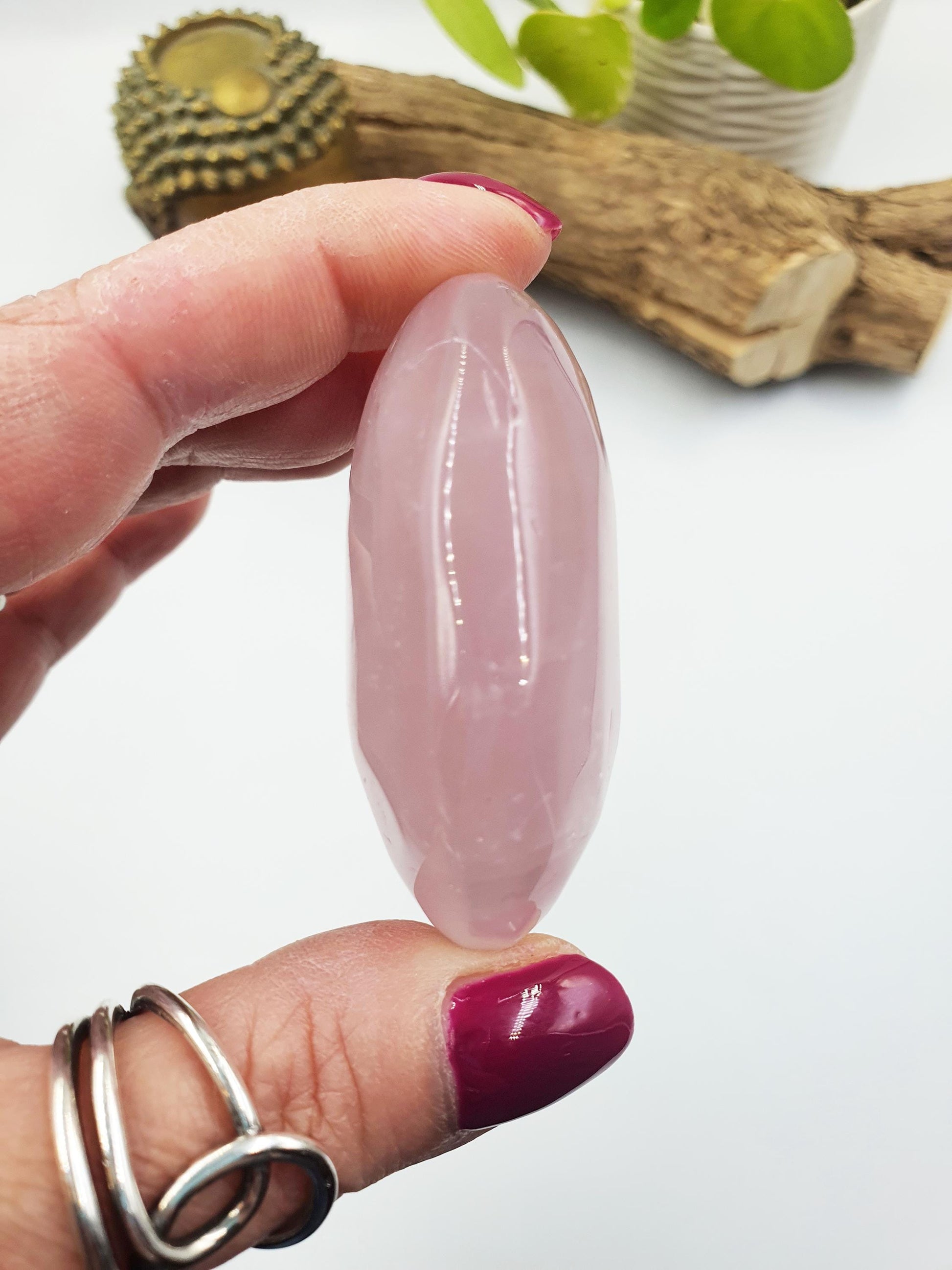 Rose Quartz Palm Stone - Love & Compassion Healing Crystal, 105g