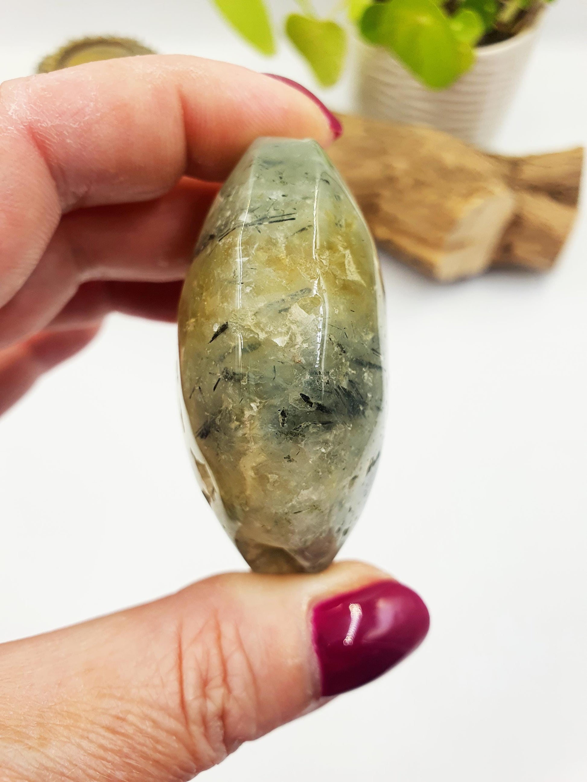 Large Prehnite Palm Stone with natural pockets - Love, Healing & Intuition Crystal, 115g