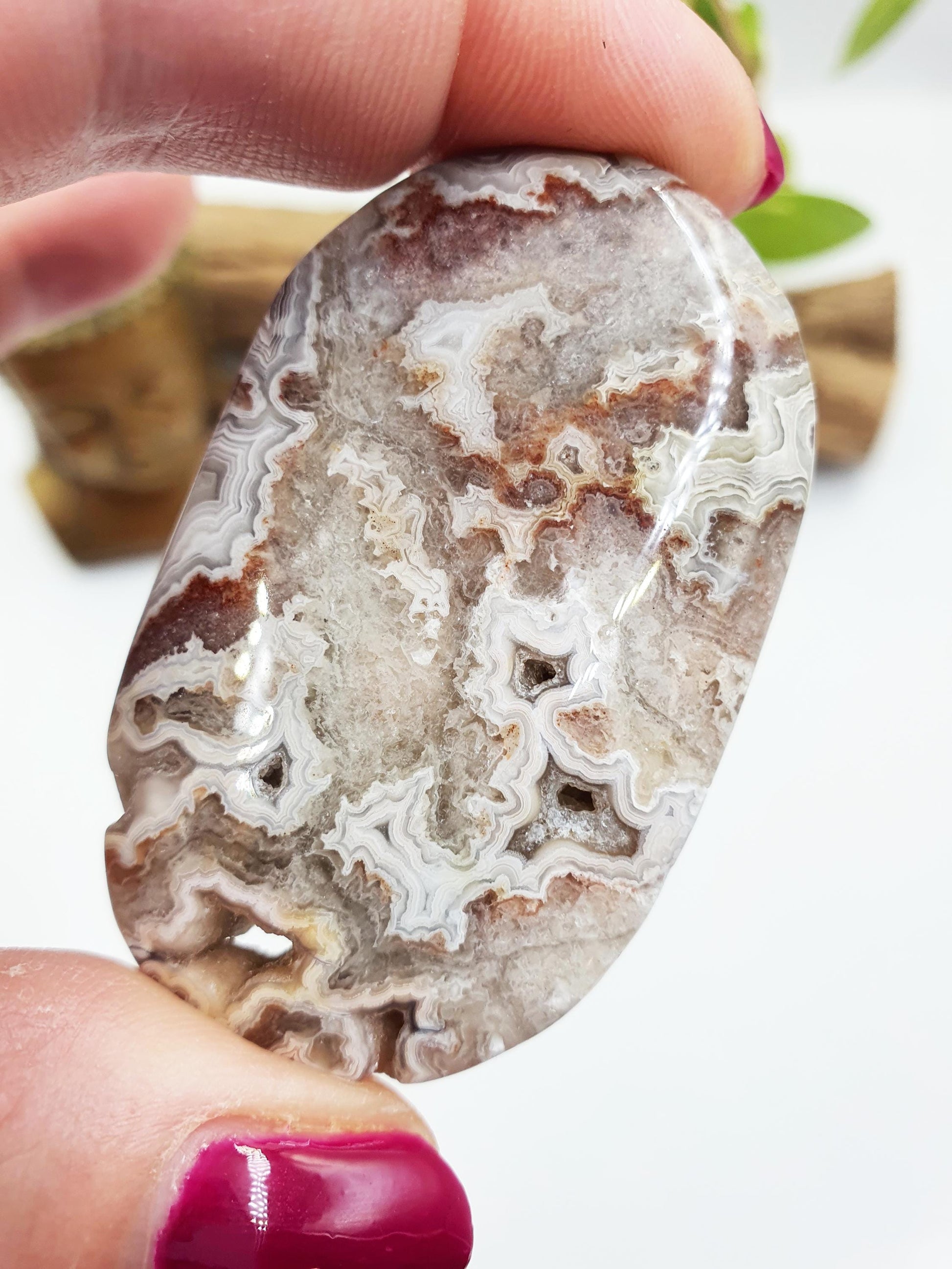 Mexican Crazy Lace Agate Palm Stone - Joy, Positivity & Protection Healing Crystal, 45g