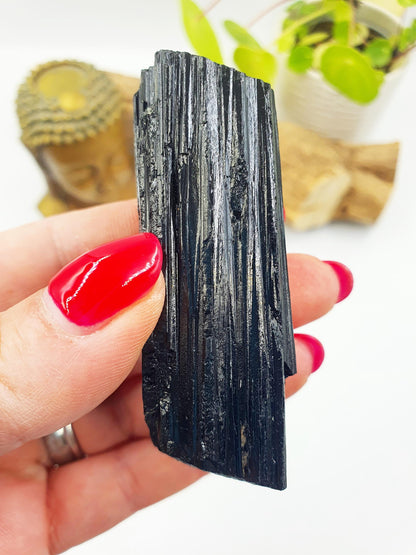 Flashy Raw Black Tourmaline Specimen - Natural Protection and Grounding Crystal - 90g