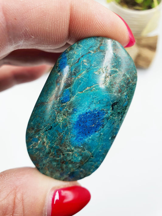 Phoenix Turquoise Palm Stone: Reiki and Meditation Crystal, 45g