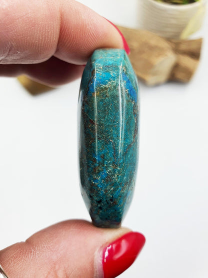 Phoenix Turquoise Palm Stone: Reiki and Meditation Crystal, 45g
