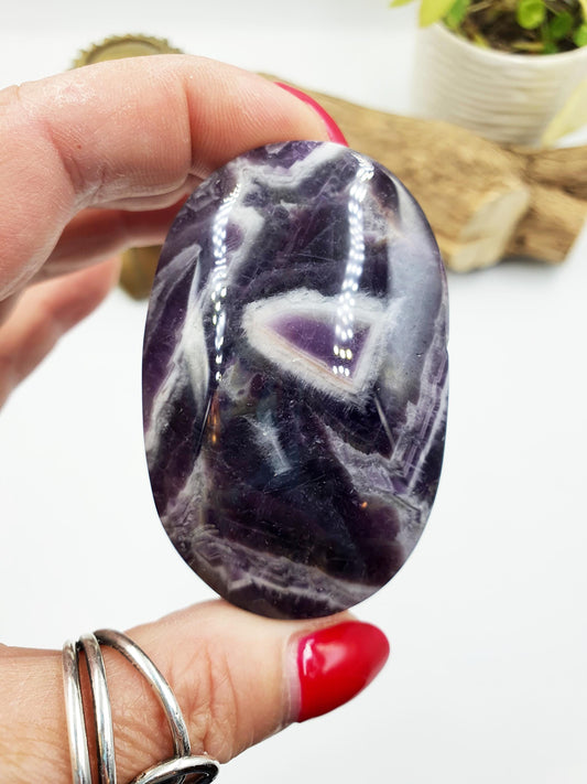 Large Dream Amethyst Palm Stone - Intuition & Spiritual Protection Crystal - 115g