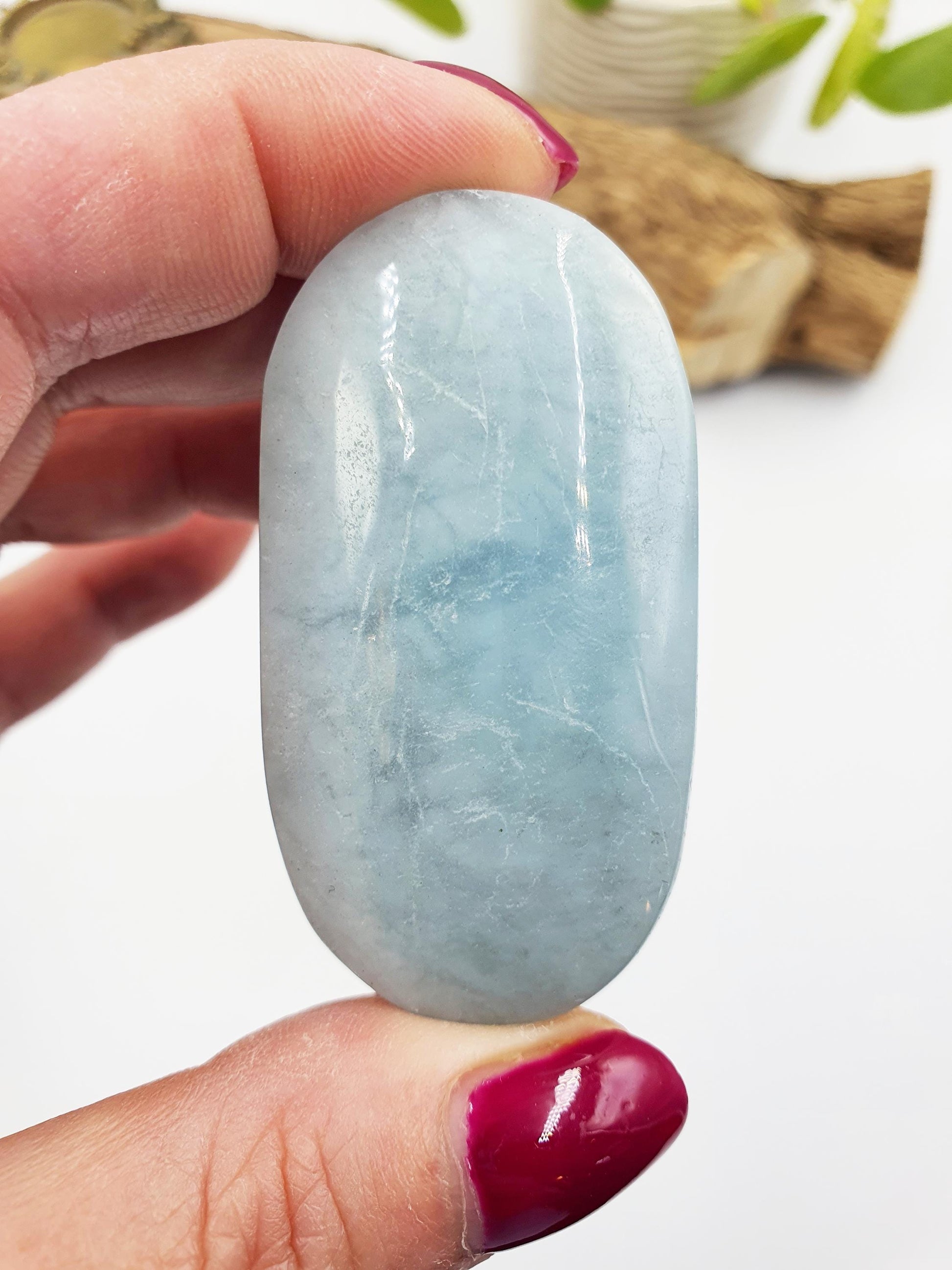 Aquamarine Palm Stone - Calming & Stress Relief Throat Chakra Crystal - 50g