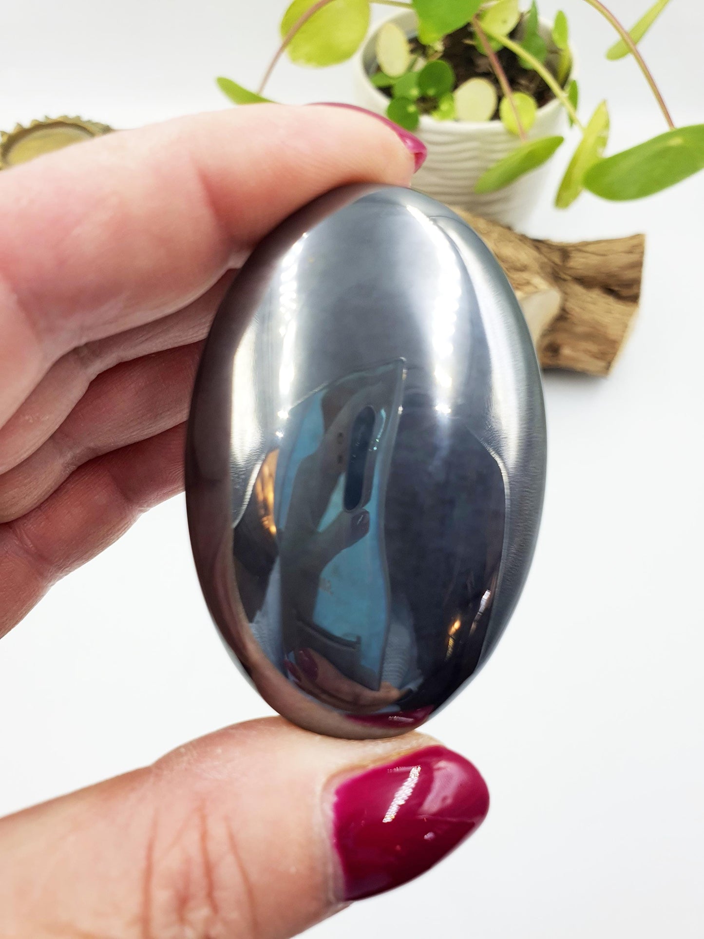 Terahertz Palm Stone – Energy, Focus & Vitality Healing Crystal, 40g