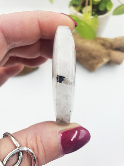 Rainbow Moonstone Palm Stone – Intuition, Balance & Feminine Energy Healing Crystal, 45g