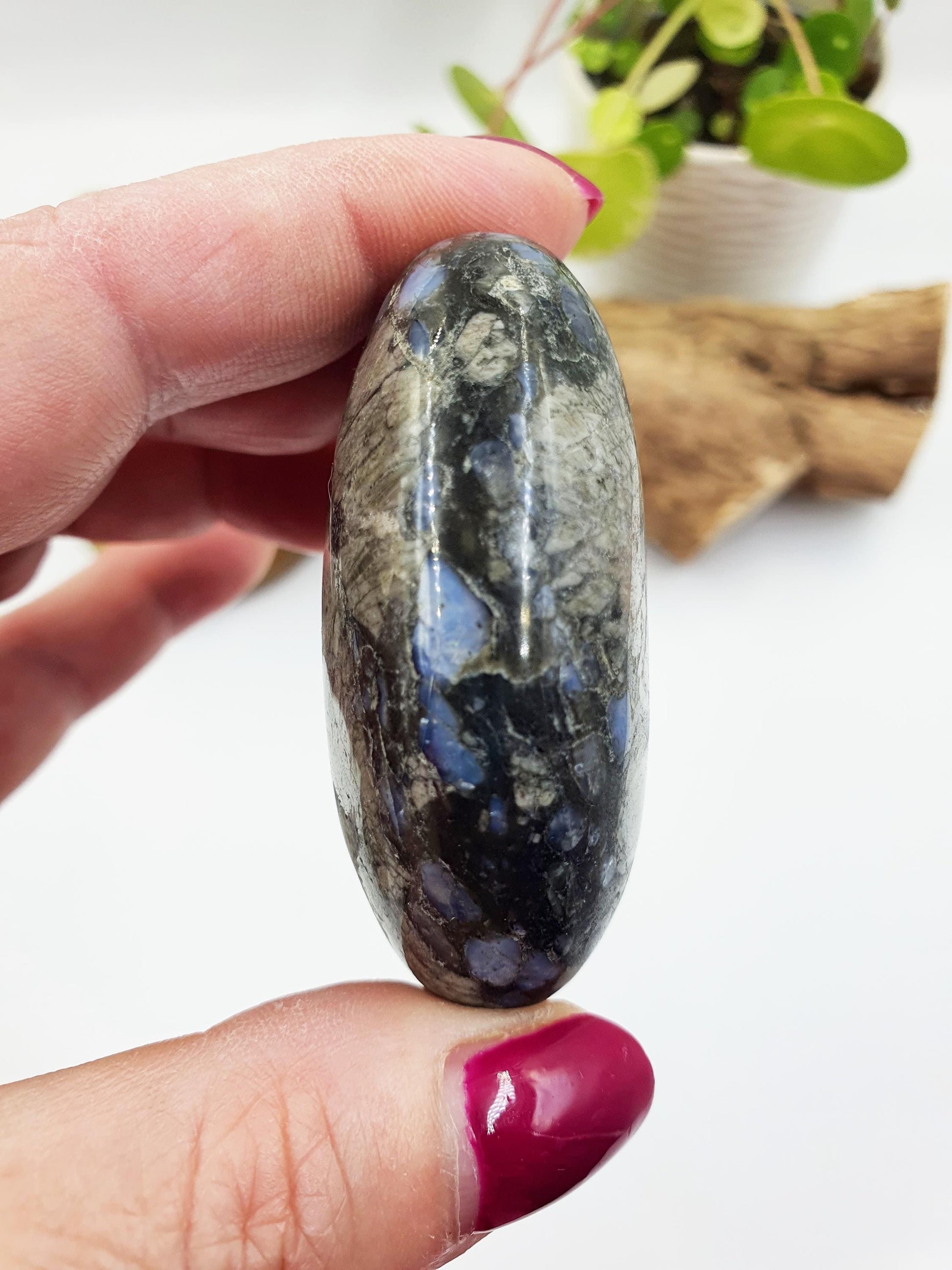 Que Sera (Llanite) Palm Stone - Uplifting & High Vibration Healing Crystal - 100g