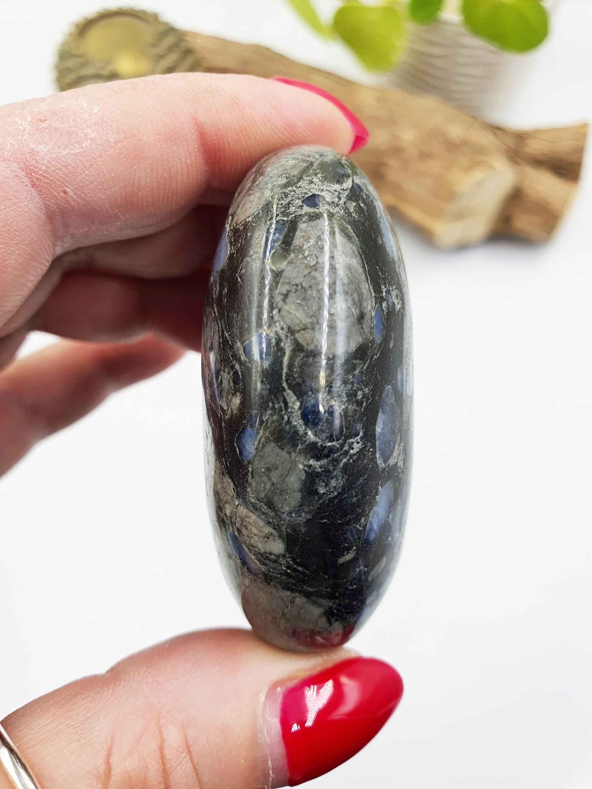 Que Sera (Llanite) Palm Stone - Uplifting & High Vibration Healing Crystal - 100g