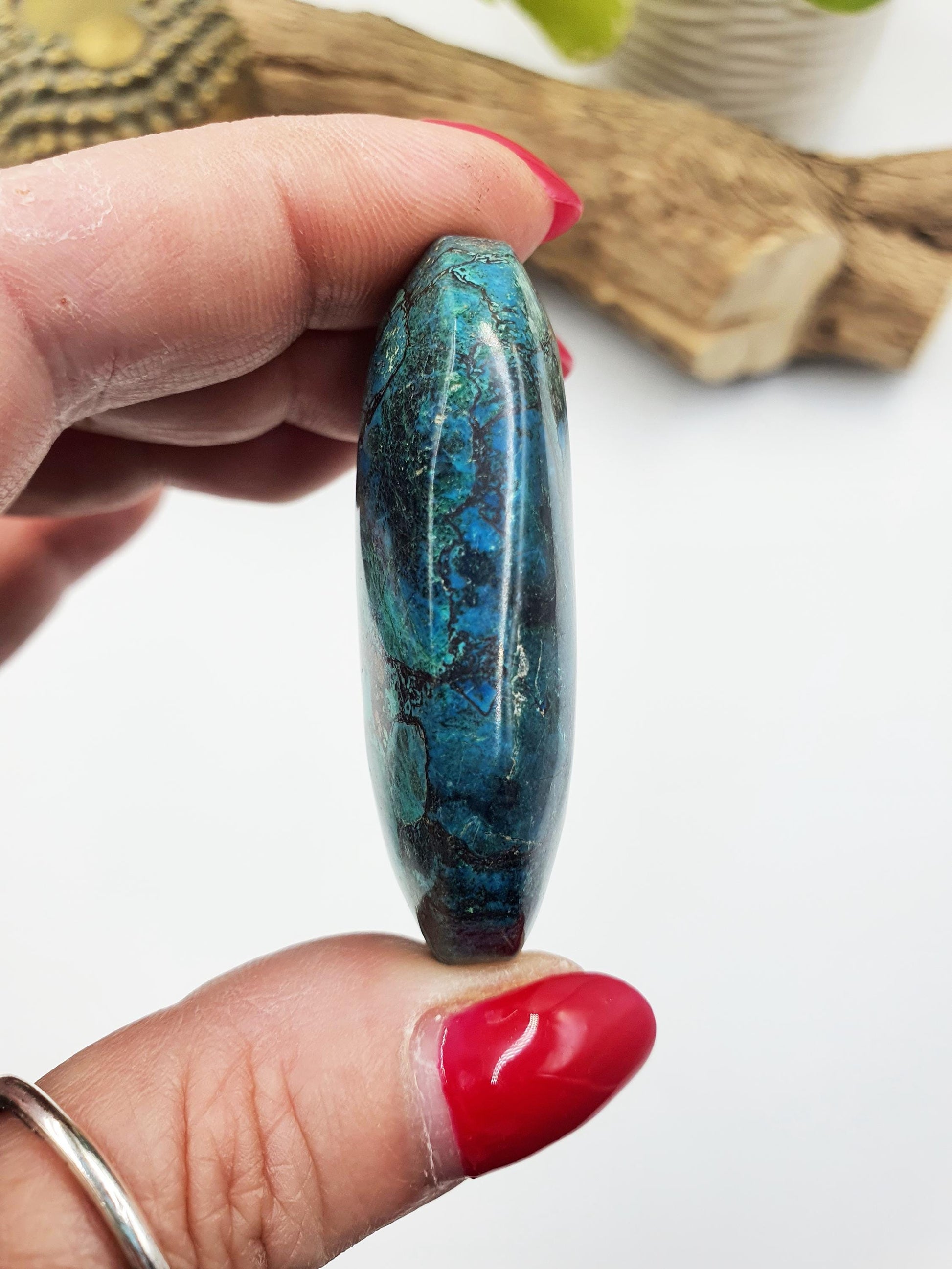 Phoenix Turquoise Palm Stone: Reiki and Meditation Crystal, 50g