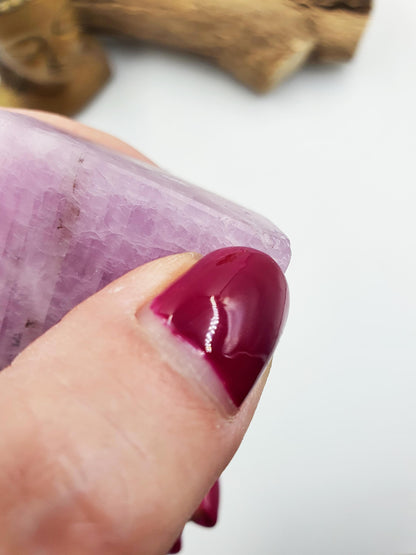 Kunzite Crystal Tower - Heart Chakra & Emotional Healing Crystal - 345g