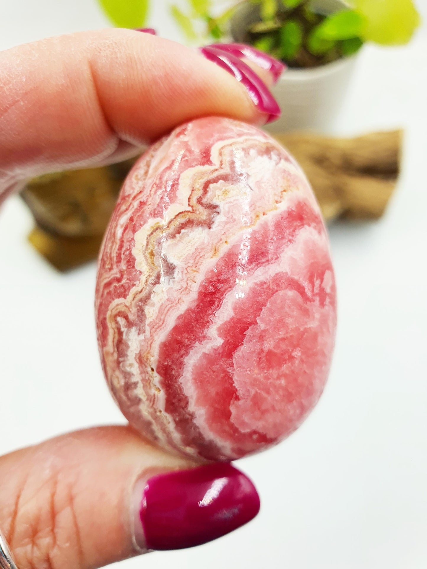 High Grade Rhodochrosite Crystal Egg - Love & Emotional Healing Heart Chakra Crystal Carving - 115g
