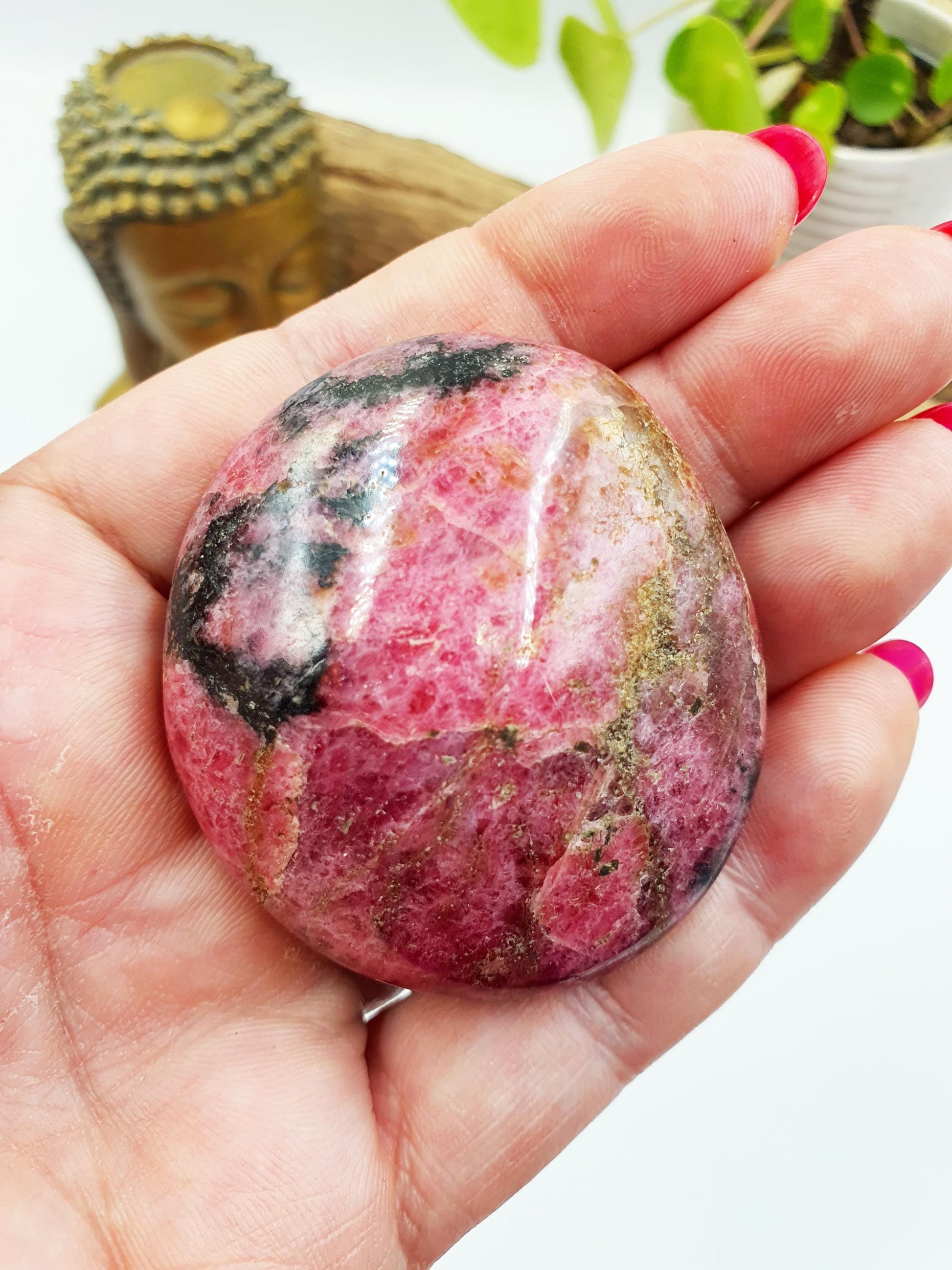 Rhodonite Palm Stone - Emotional Healing & Heart Chakra Crystal - 110g