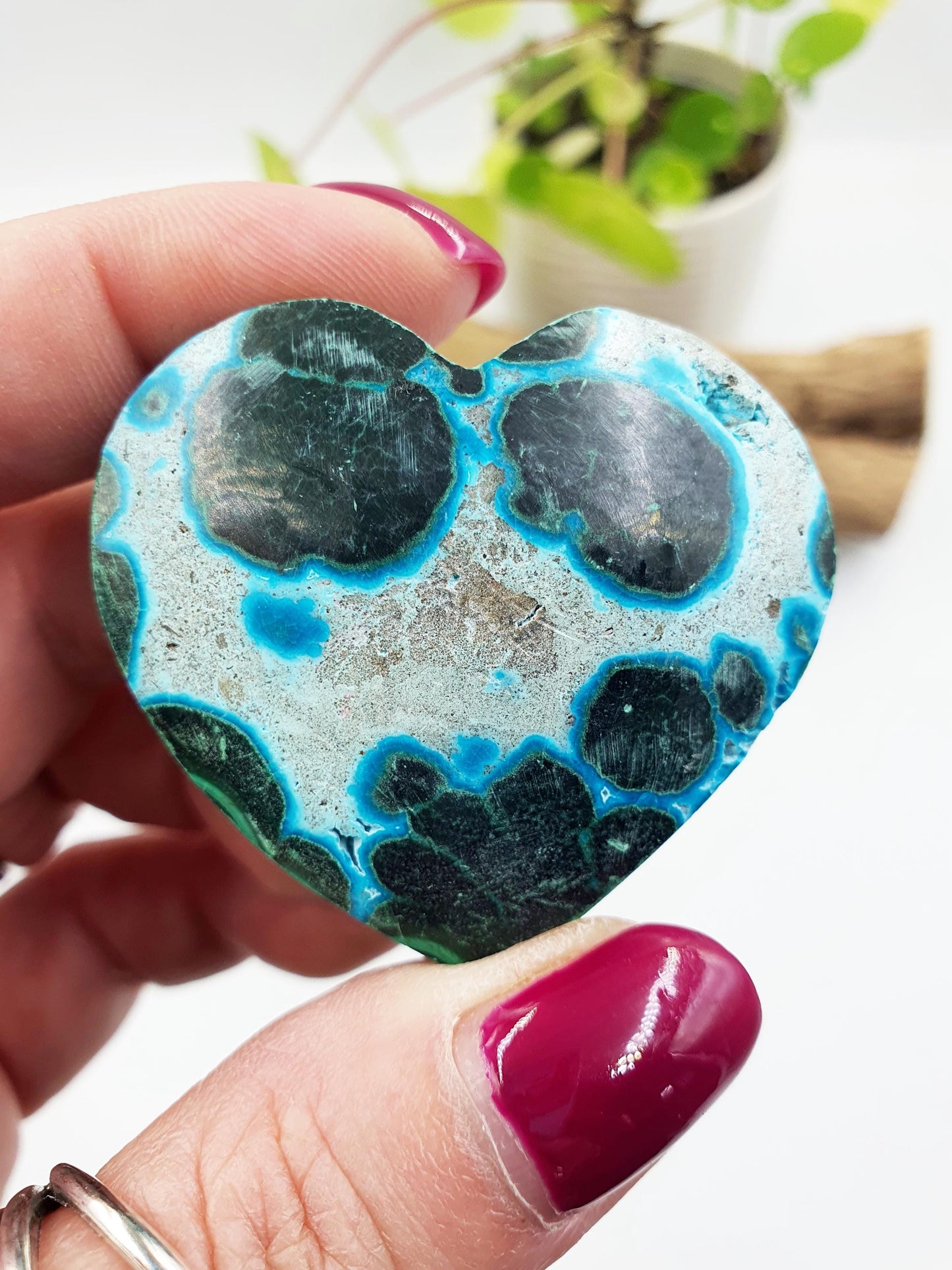 Chrysocolla & Malachite Crystal Heart – Healing, Transformation and Emotional Balance Crystal Heart Carving, 55g