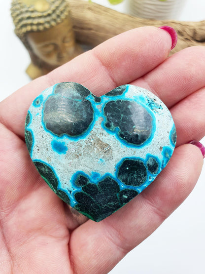 Chrysocolla & Malachite Crystal Heart – Healing, Transformation and Emotional Balance Crystal Heart Carving, 55g