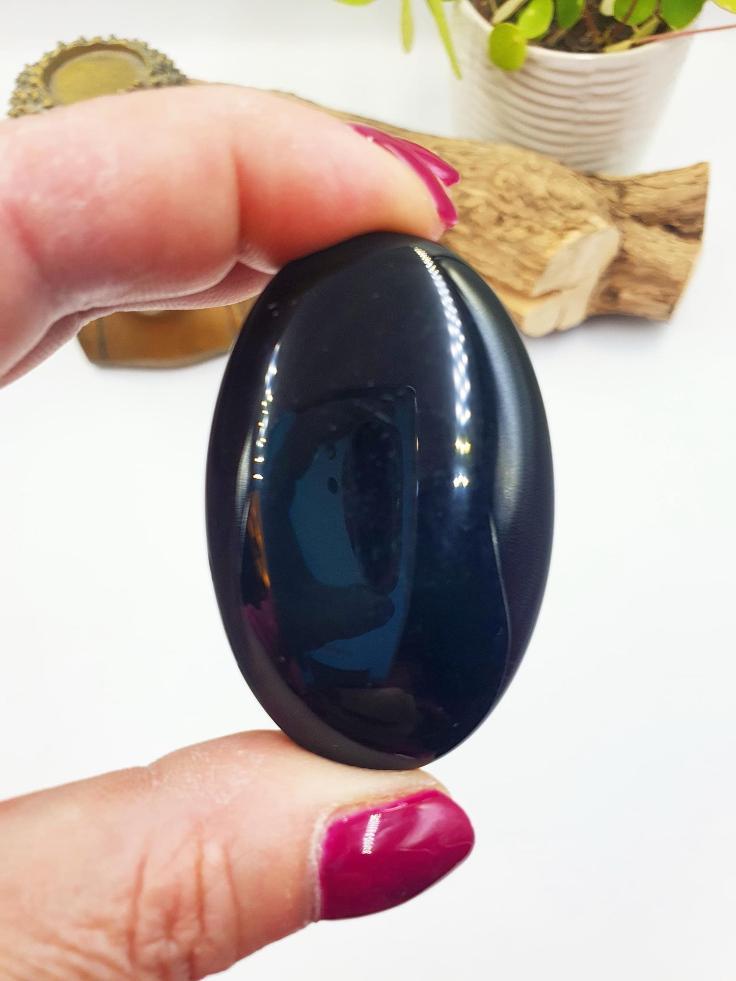 Black Obsidian Palm Stone - Protection & Grounding Healing Crystal - 40g