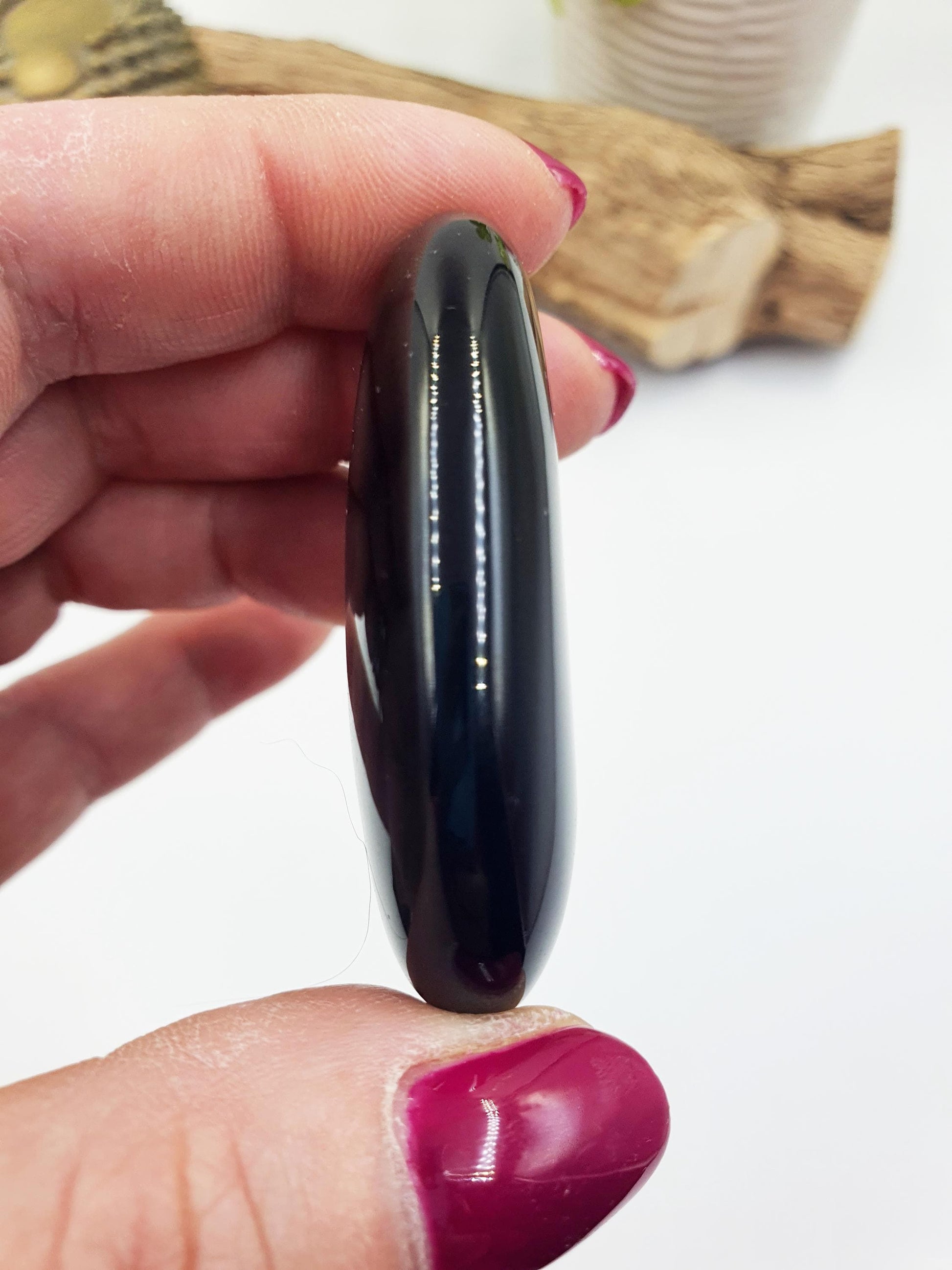 Black Obsidian Palm Stone - Protection & Grounding Healing Crystal - 40g