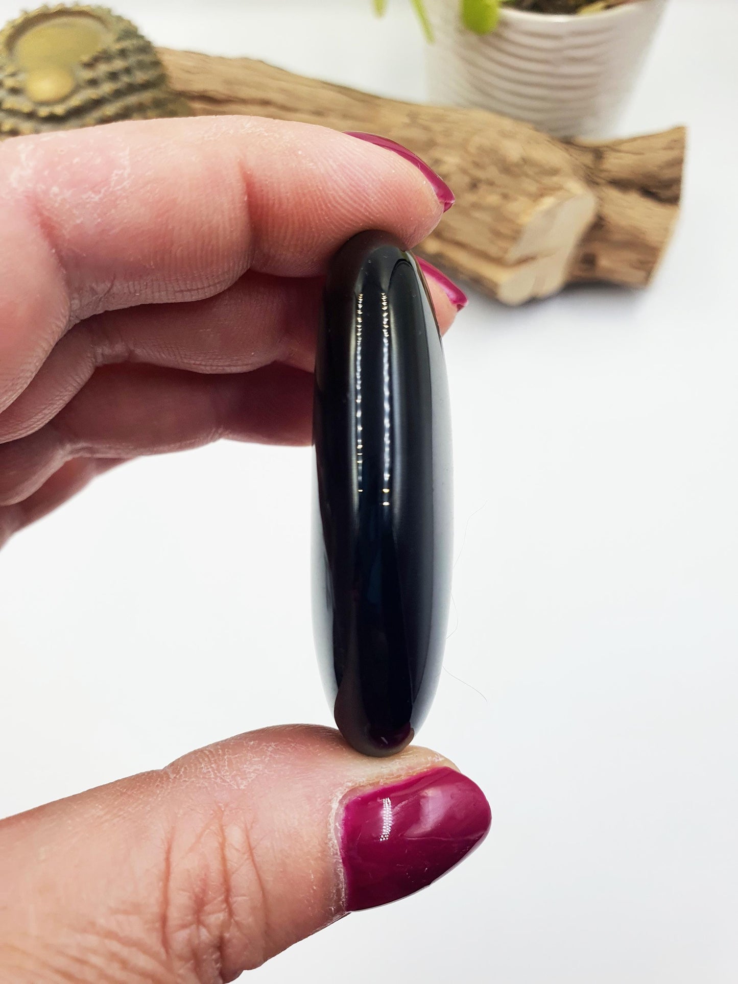 Black Obsidian Palm Stone - Protection & Grounding Healing Crystal - 40g
