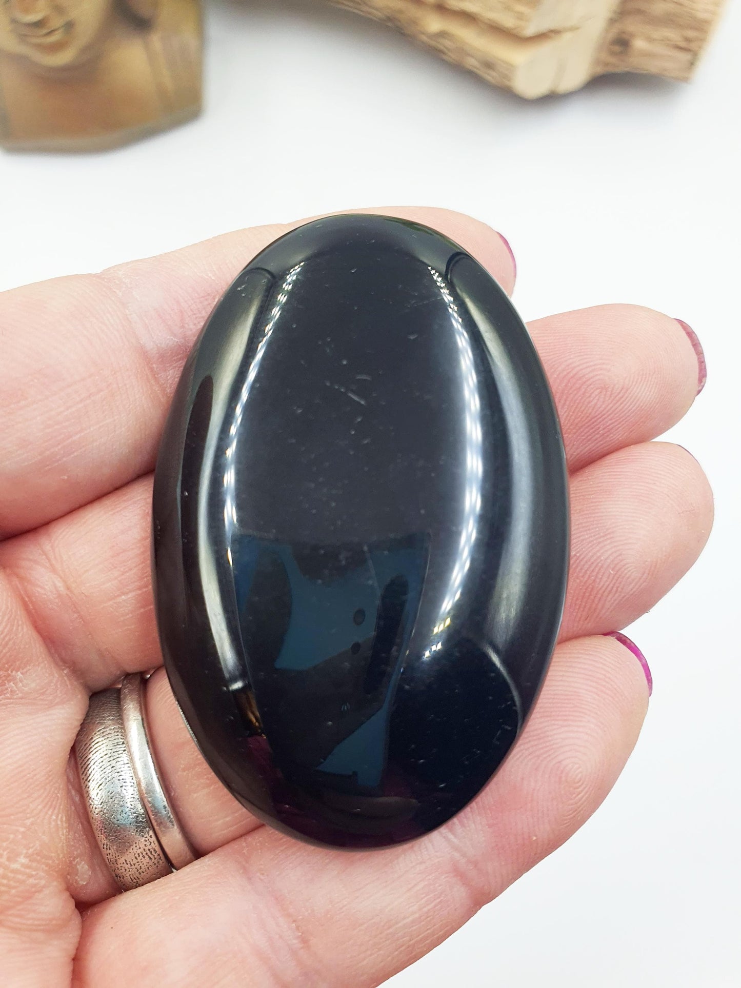 Black Obsidian Palm Stone - Protection & Grounding Healing Crystal - 40g