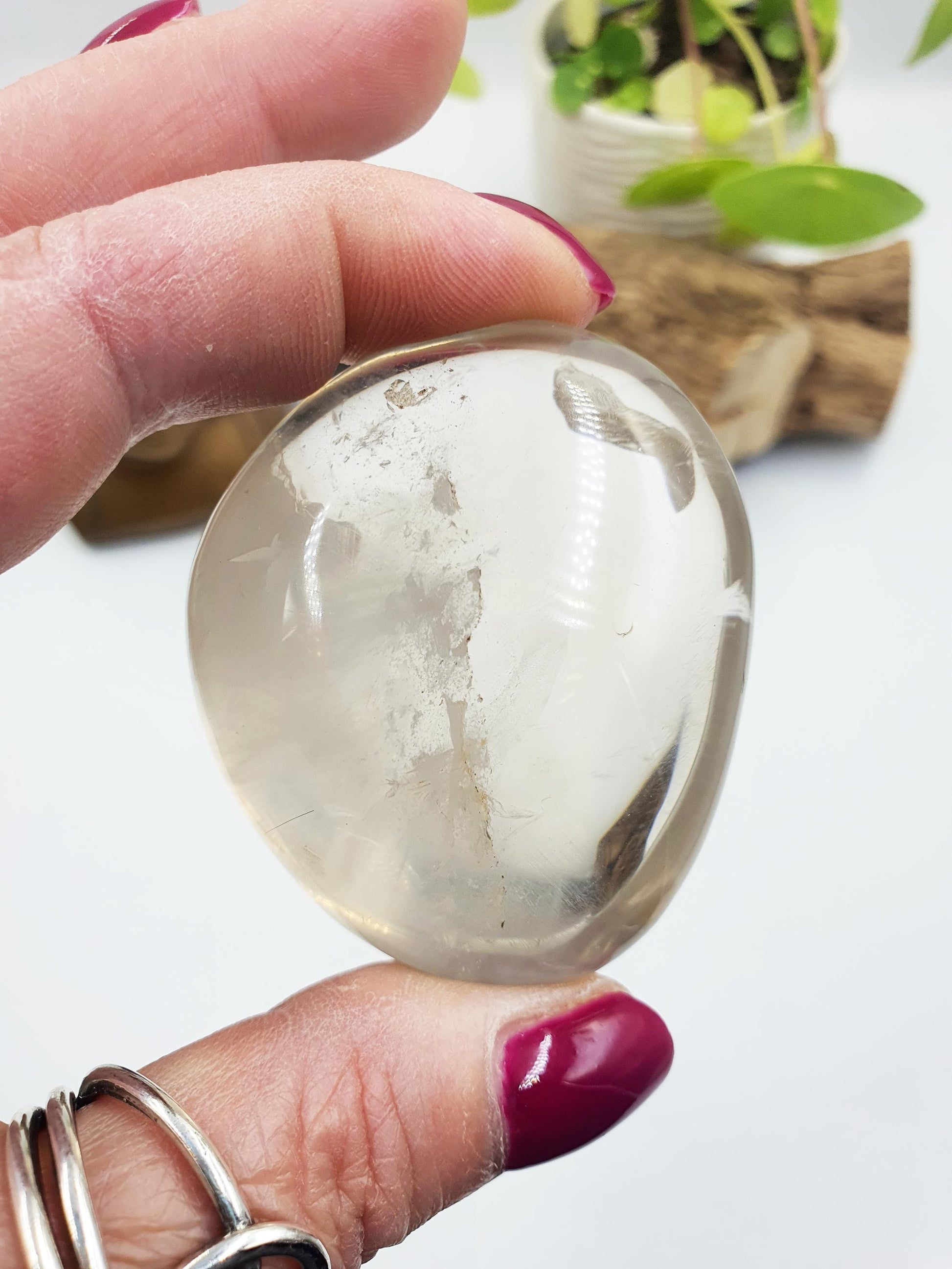 Unique Clear Quartz Palm Stone - Energy Amplifying Healing Crystal - 105g