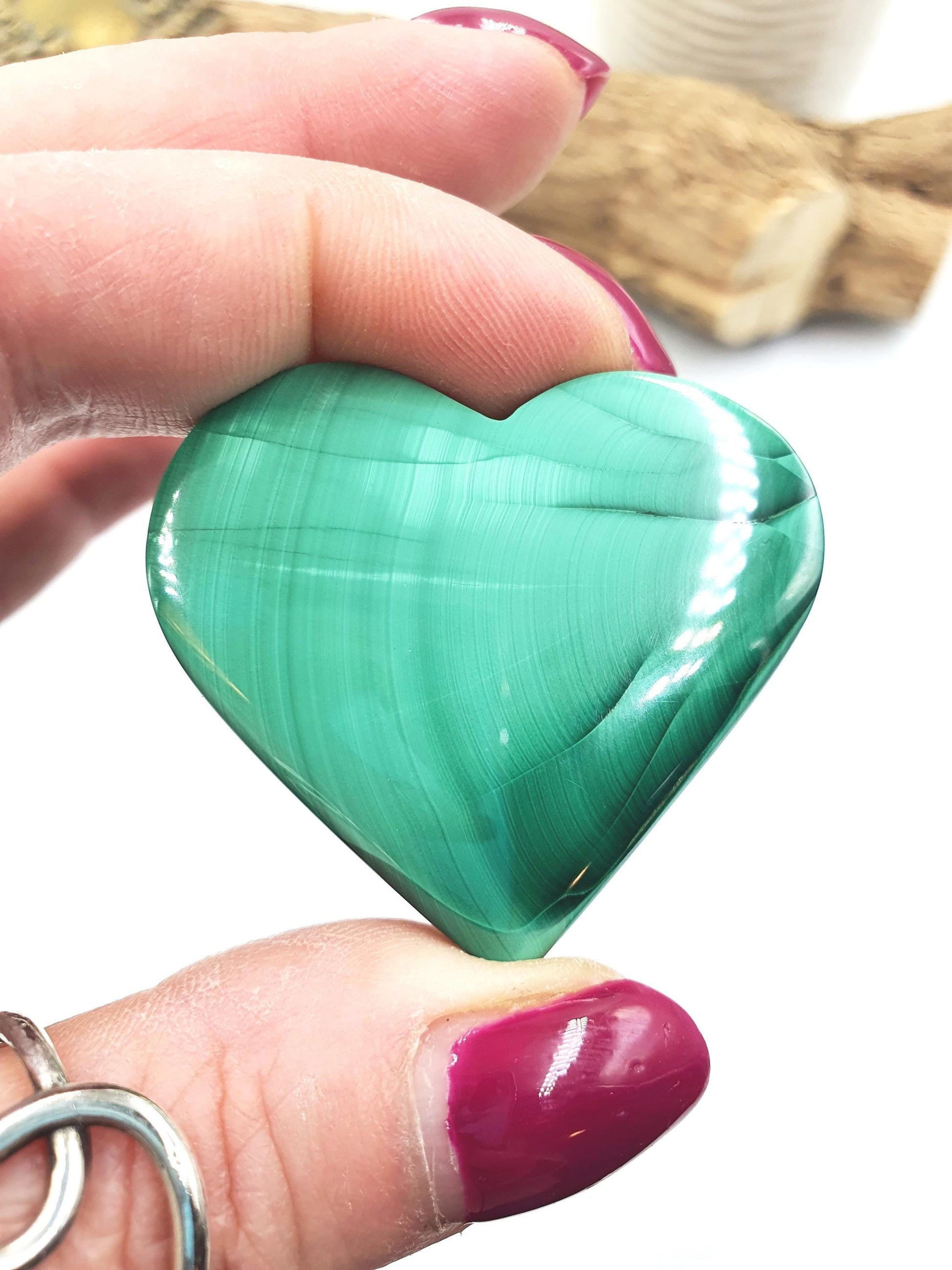 Malachite Crystal Heart – Transformation, Protection & Emotional Healing Crystal Puff Heart Carving, 35g