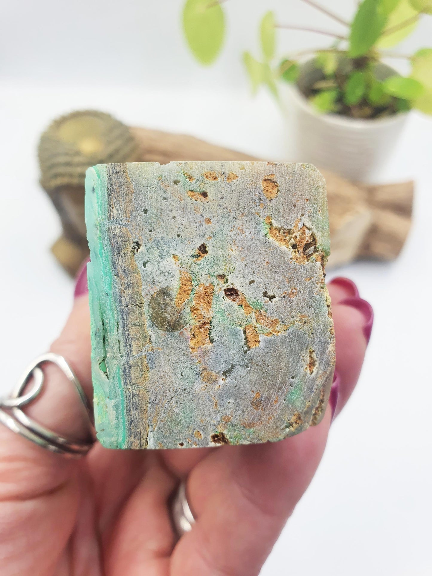 Prehnite and Agate Tower – Healing, Protection & Emotional Balance Crystal Point, 13.7cm