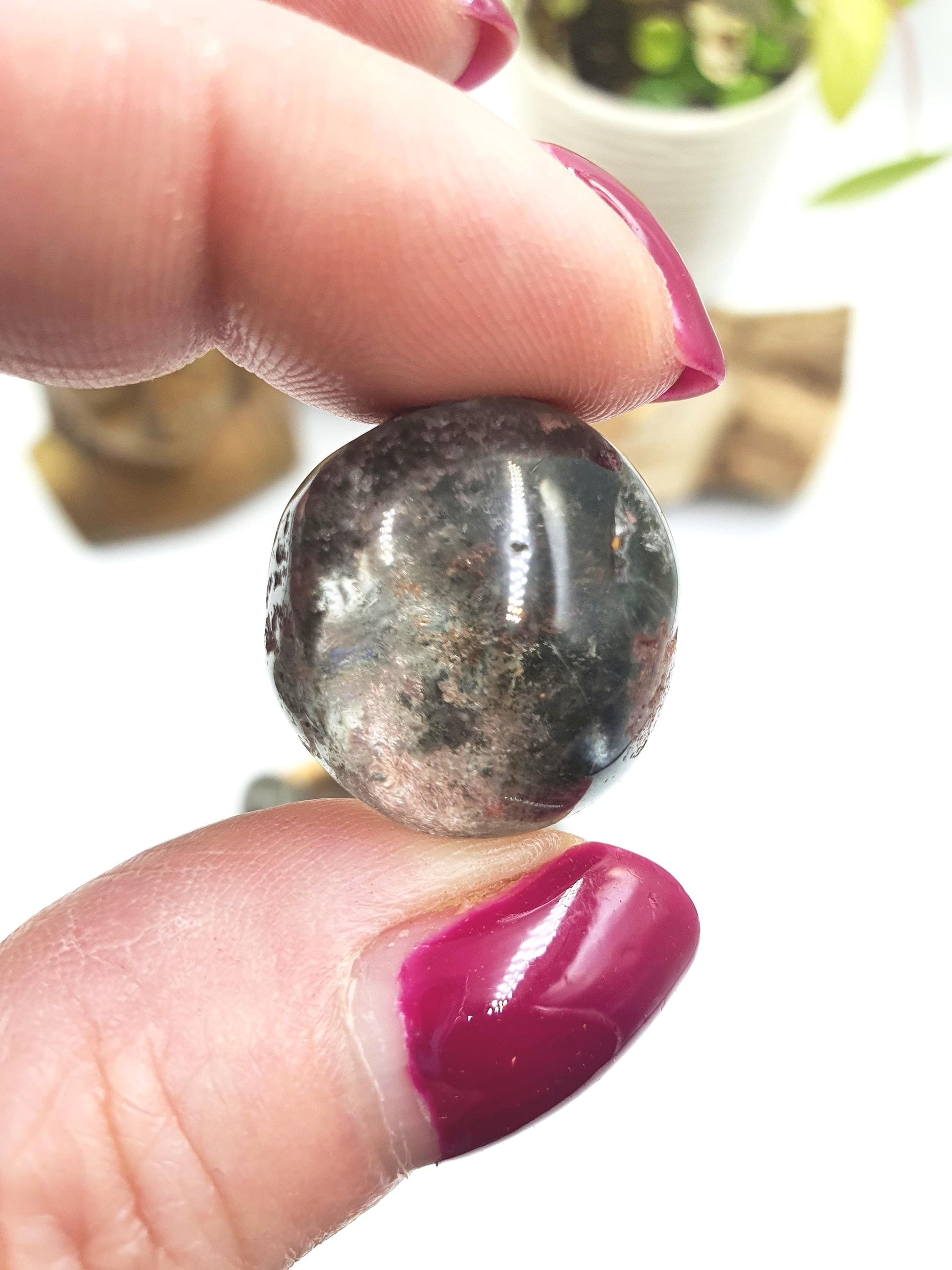 Garden Quartz (Lodolite) Tumble Stones – Manifestation, Clarity & Spiritual Healing Crystals, 2-3cm