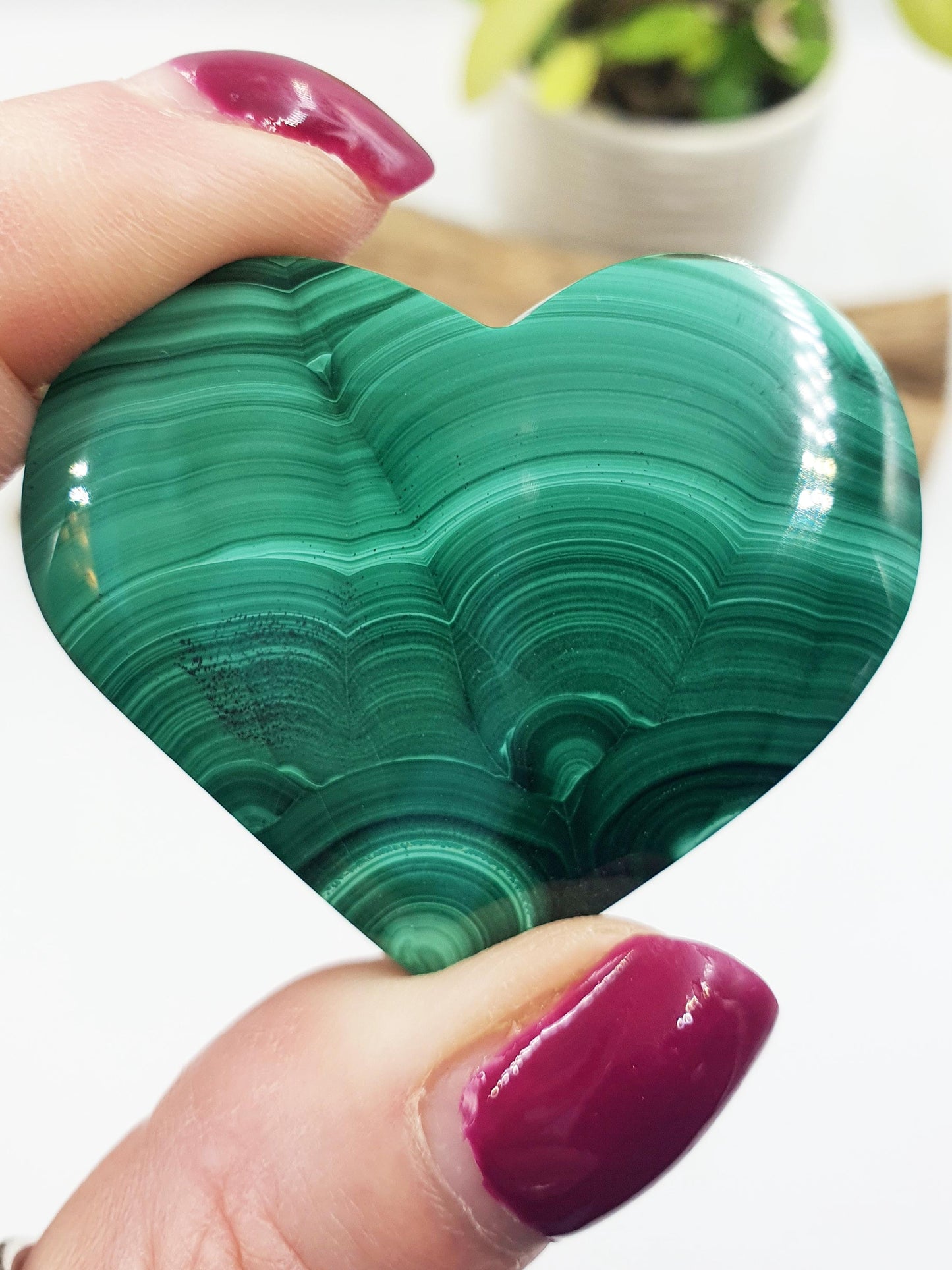 Malachite Crystal Heart – Transformation, Protection & Emotional Healing Crystal Puff Heart Carving, 50g