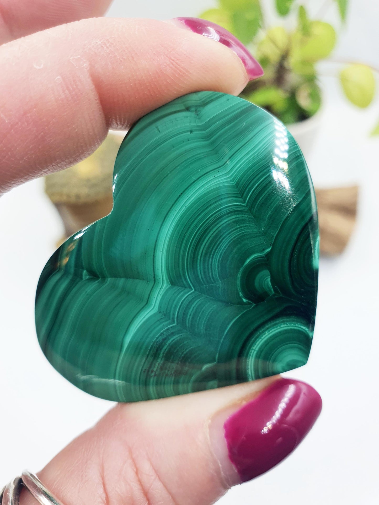 Malachite Crystal Heart – Transformation, Protection & Emotional Healing Crystal Puff Heart Carving, 50g