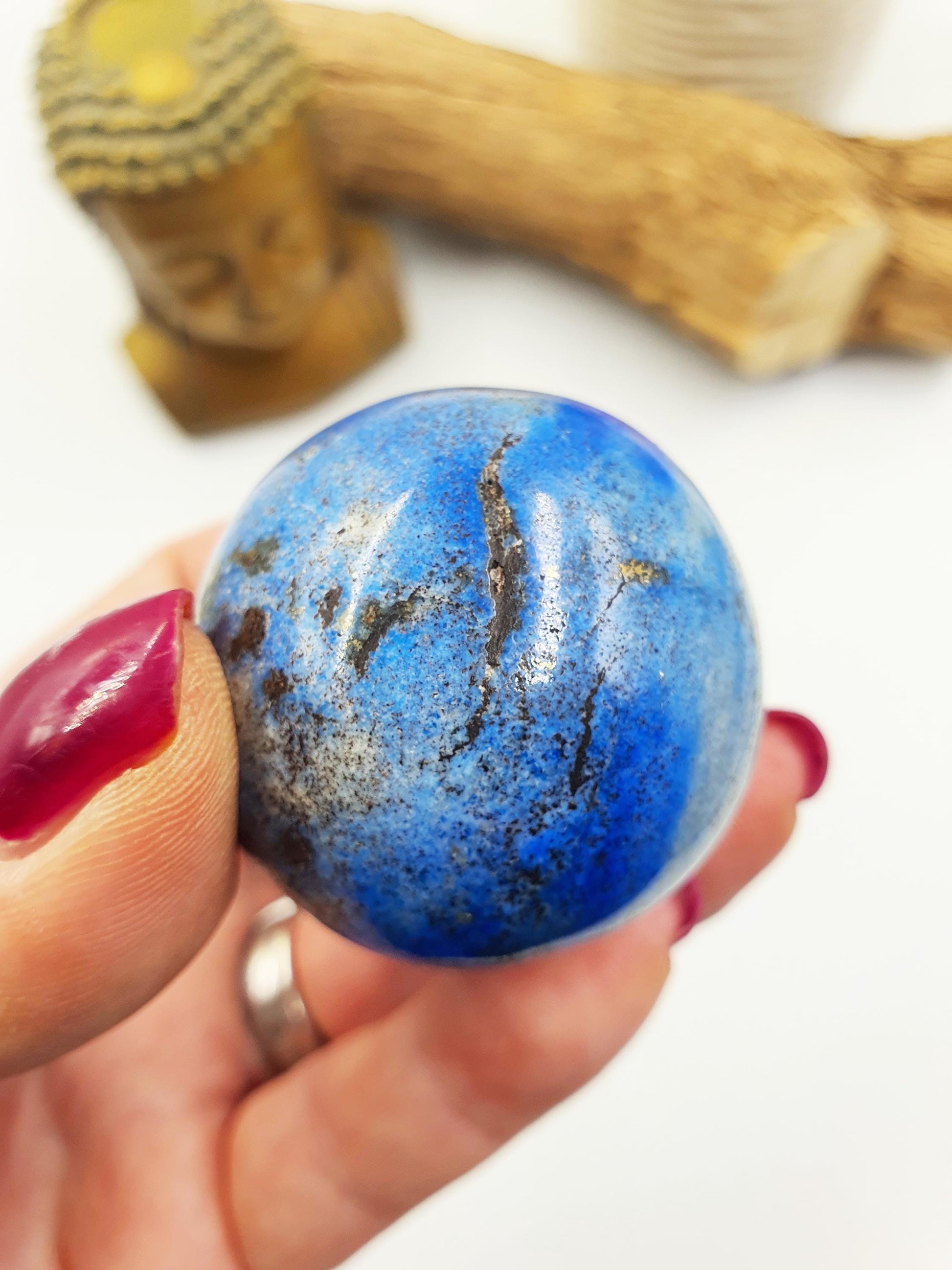 Lapis Lazuli Crystal Egg – Wisdom, Truth & Intuition Healing Stone Carving, 125g