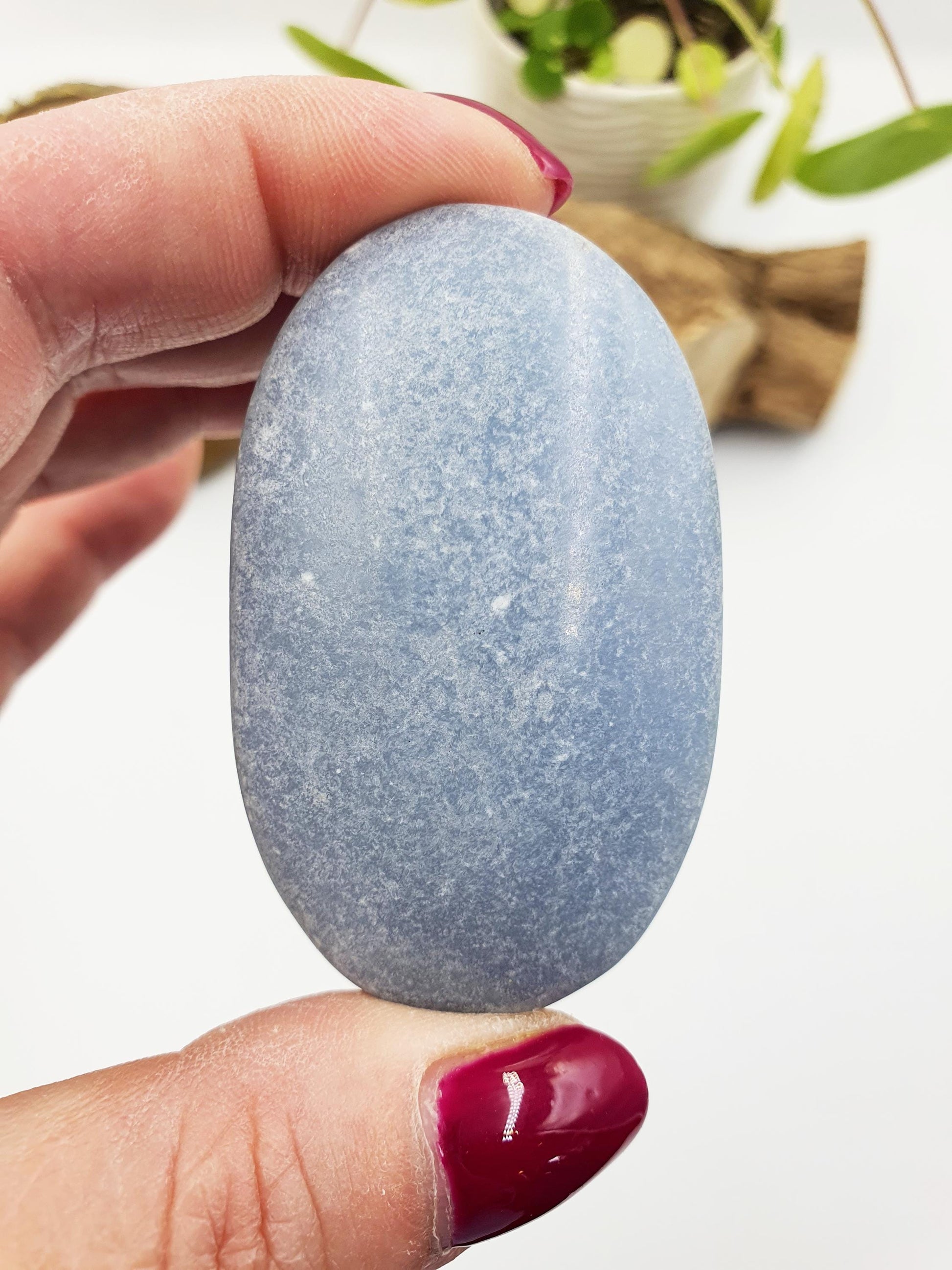 Angelite Palm Stone – Peace, Communication & Angelic Connection Healing Crystal, 75g