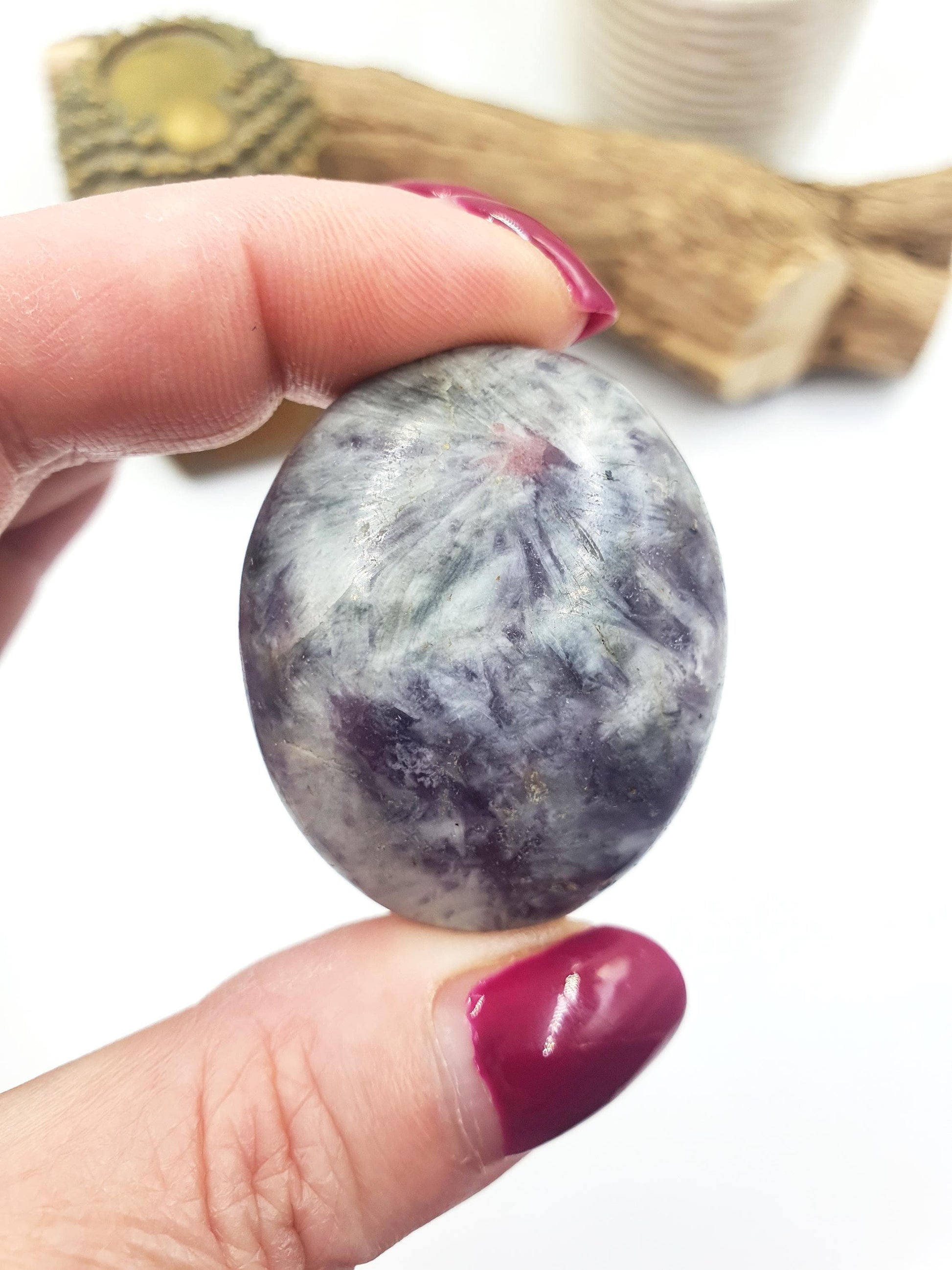 Little Unicorn Stone Palm Stone (Pegmatite) – Calm, Comfort & Emotional Healing Crystal, 40g