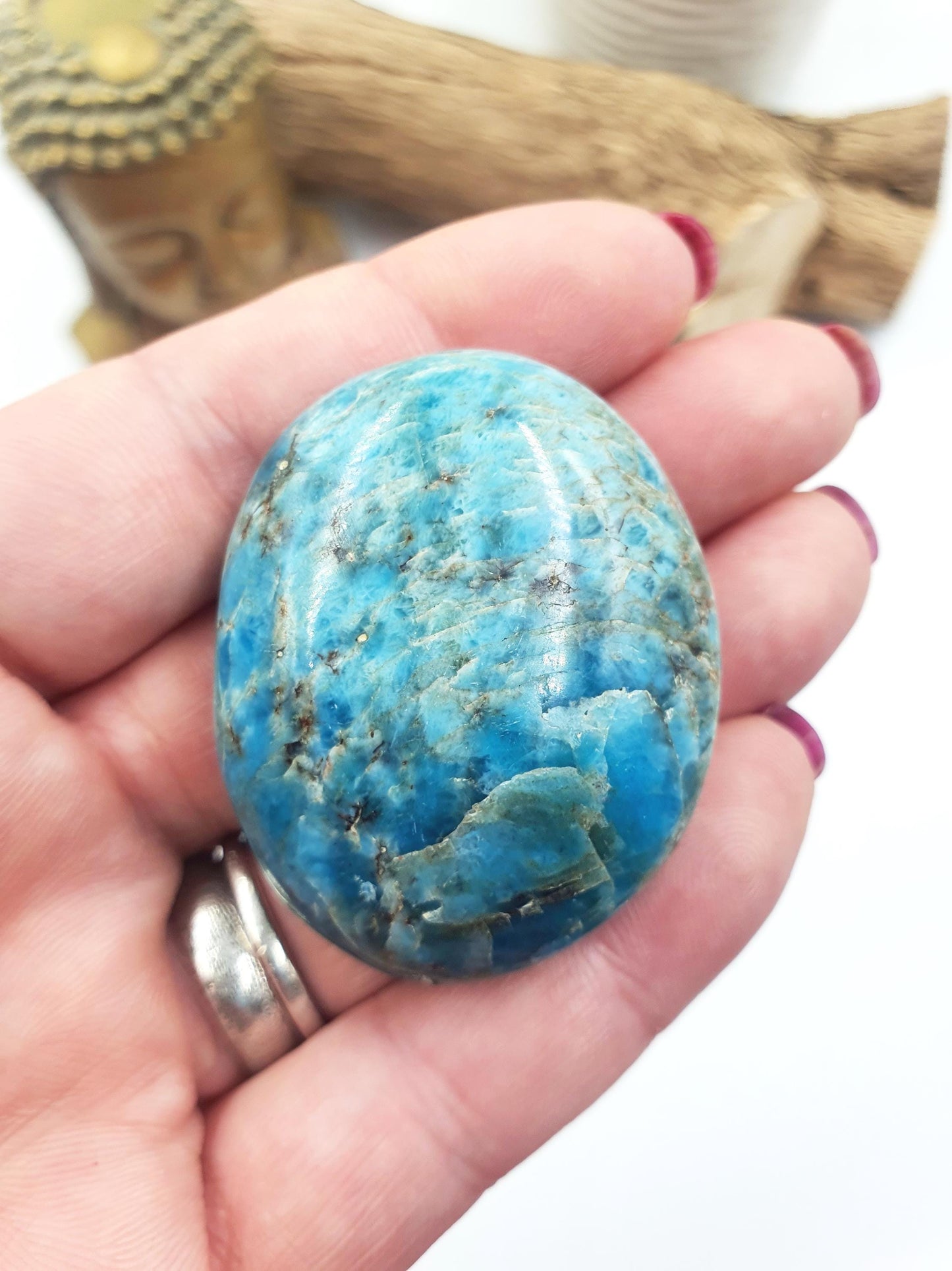 Blue Apatite Palm Stone - Motivation & Focus Healing Crystal - 55g