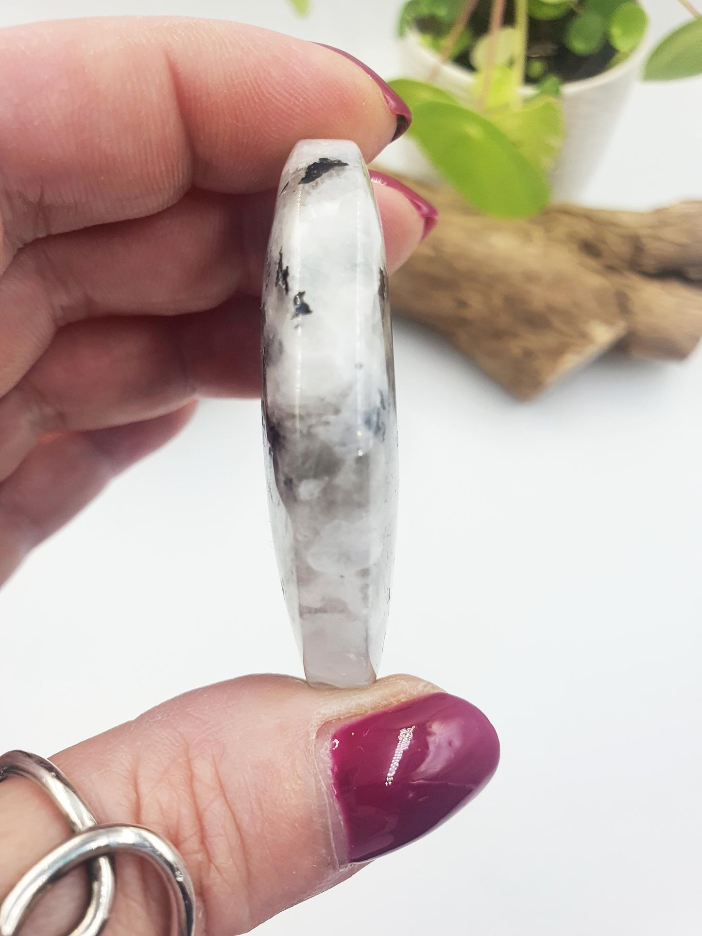 Rainbow Moonstone Palm Stone – Intuition, Balance & Feminine Energy Healing Crystal, 45g