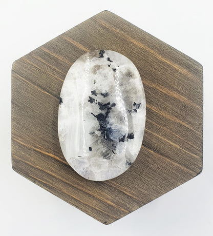 Rainbow Moonstone Palm Stone – Intuition, Balance & Feminine Energy Healing Crystal, 45g