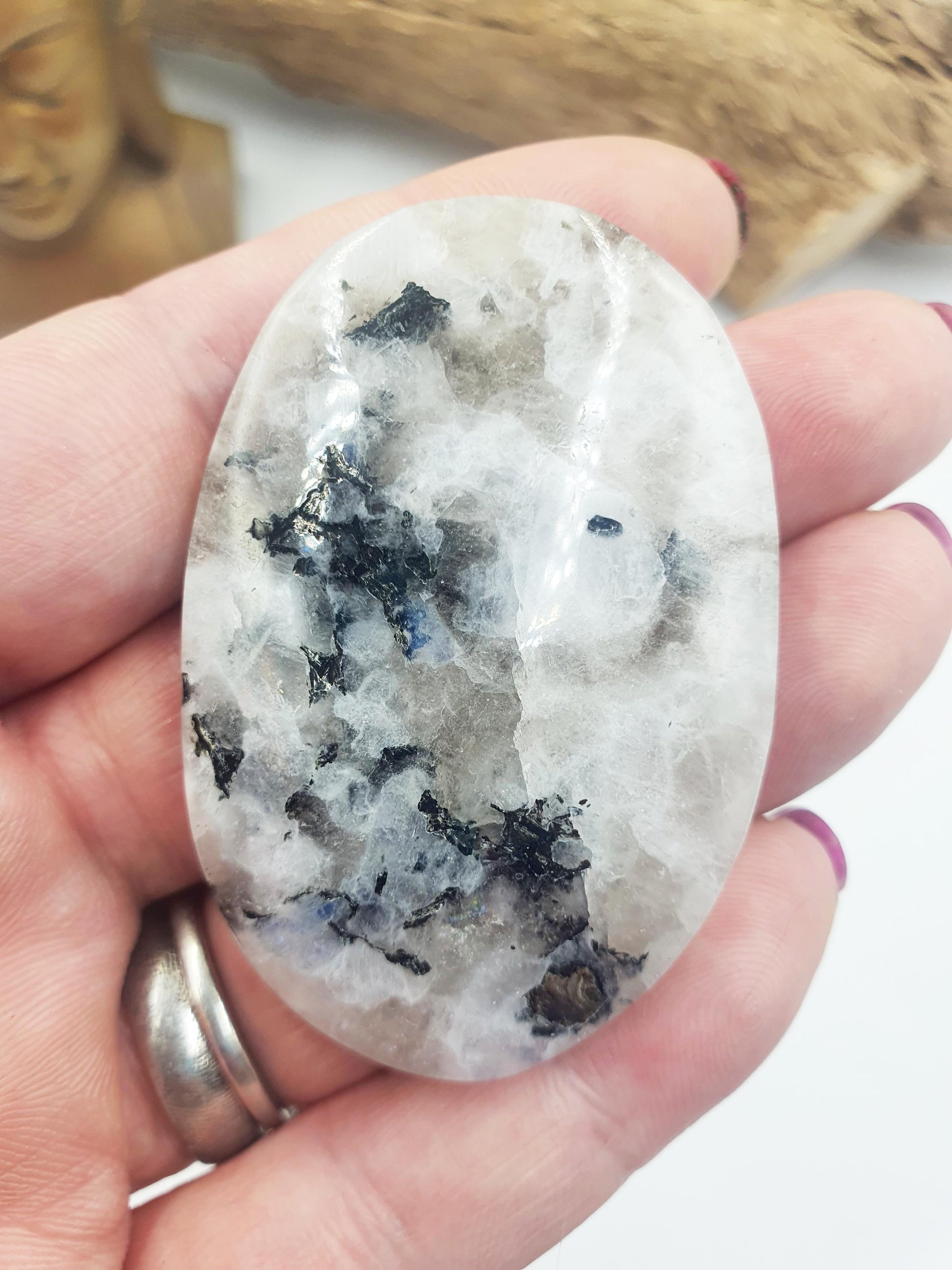 Rainbow Moonstone Palm Stone – Intuition, Balance & Feminine Energy Healing Crystal, 45g