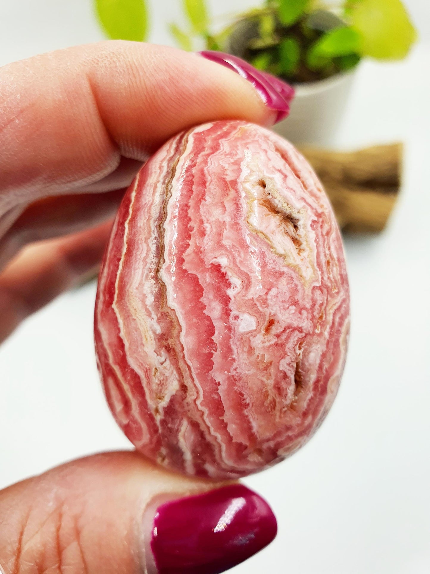High Grade Rhodochrosite Crystal Egg - Love & Emotional Healing Heart Chakra Crystal Carving - 115g